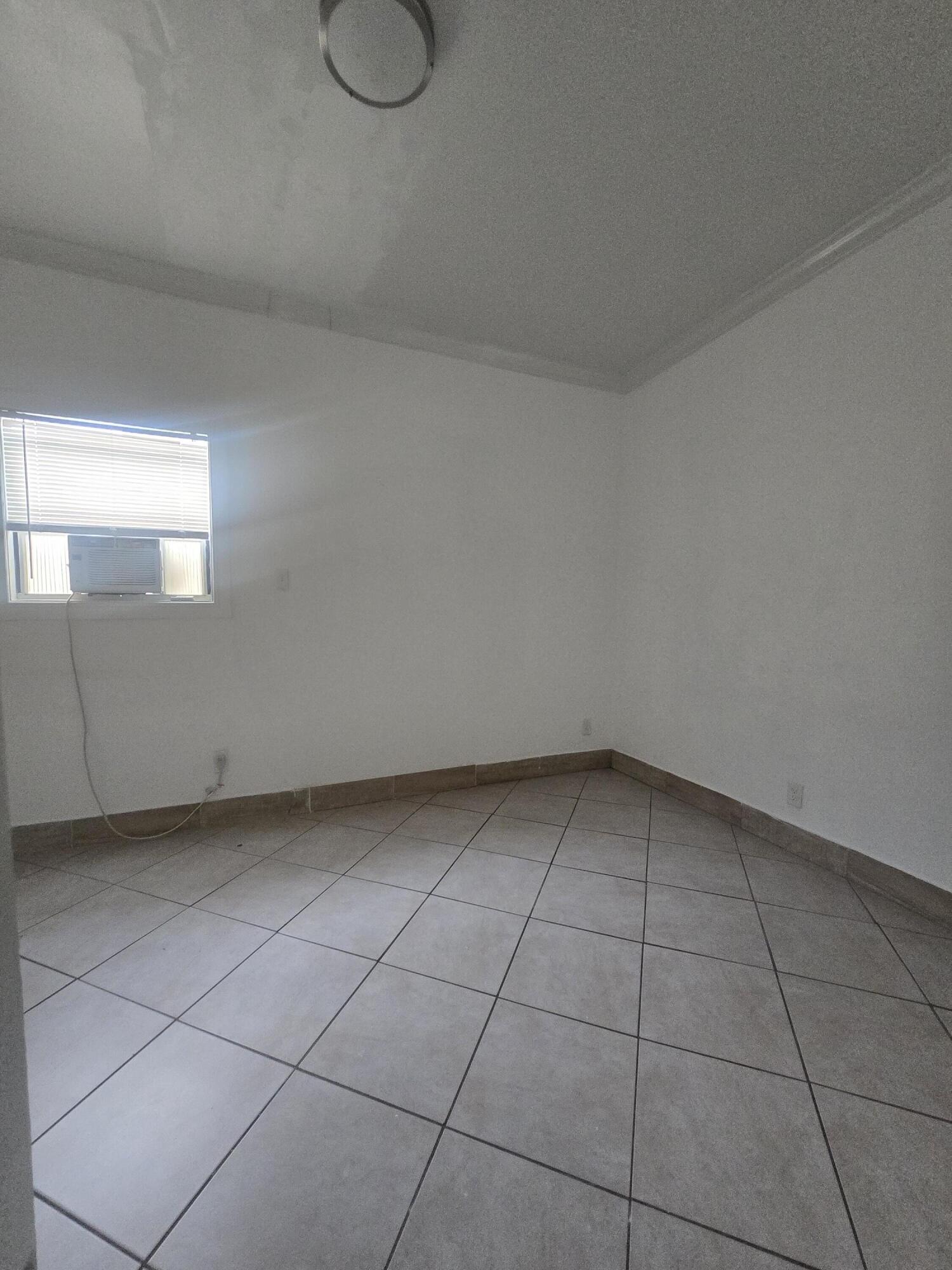 6209 Grant Street Property Photo 7
