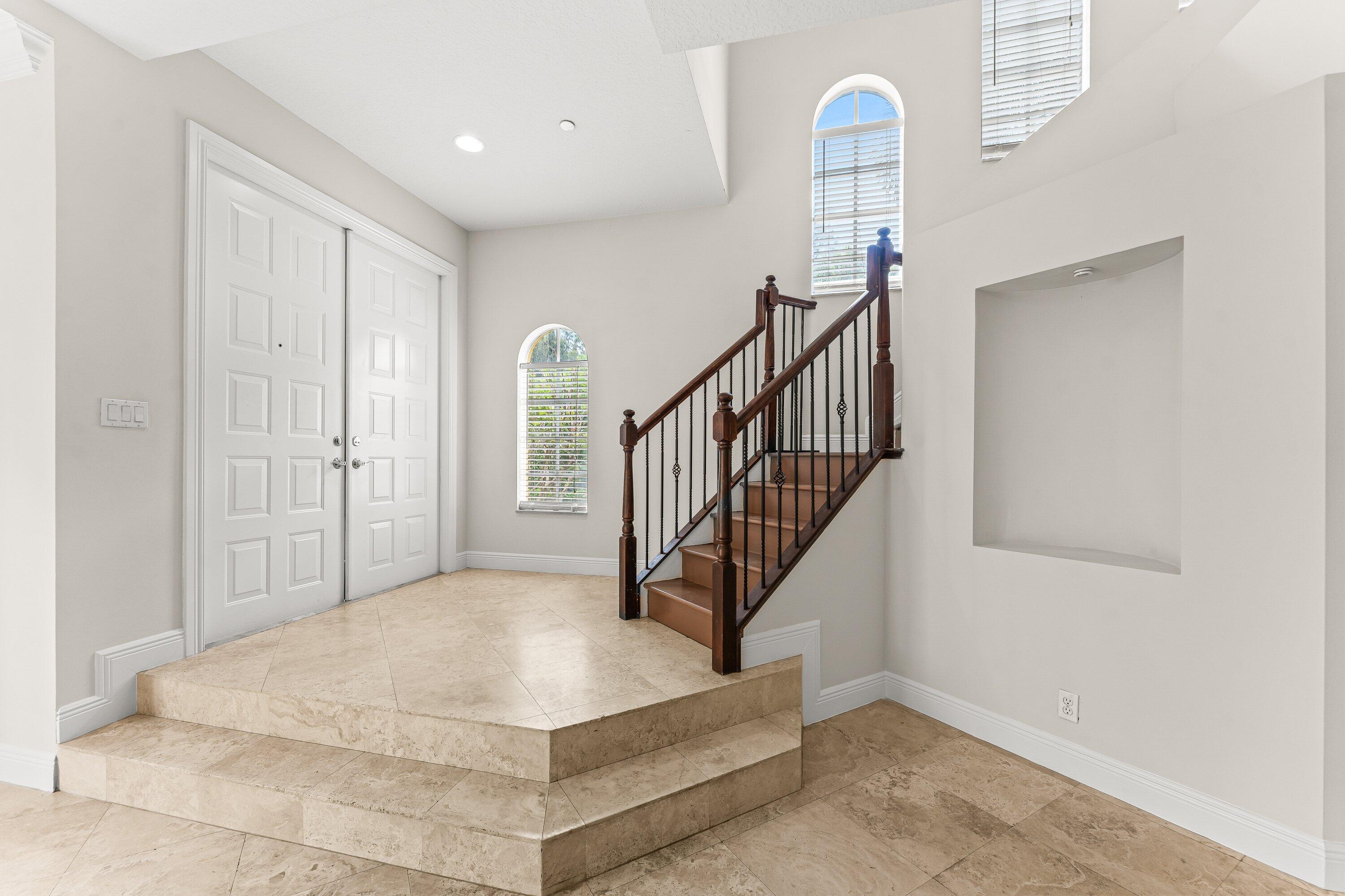 210 Ne 69th Circle Property Photo 12