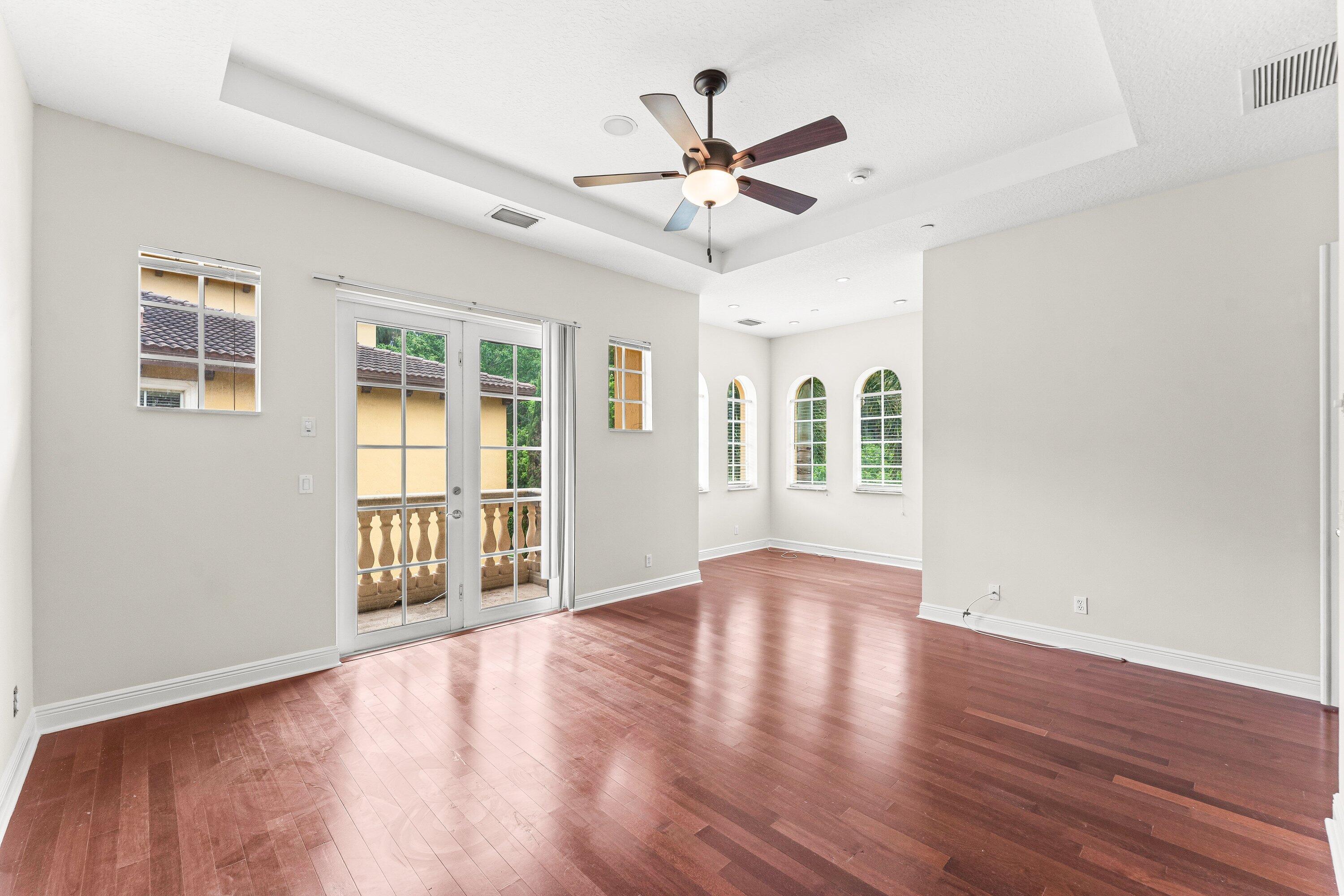 210 Ne 69th Circle Property Photo 15