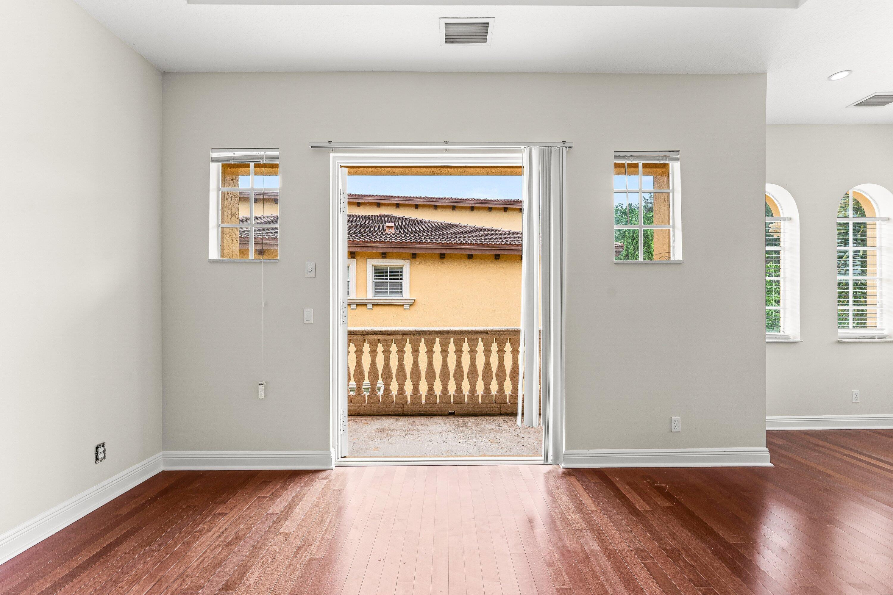 210 Ne 69th Circle Property Photo 19