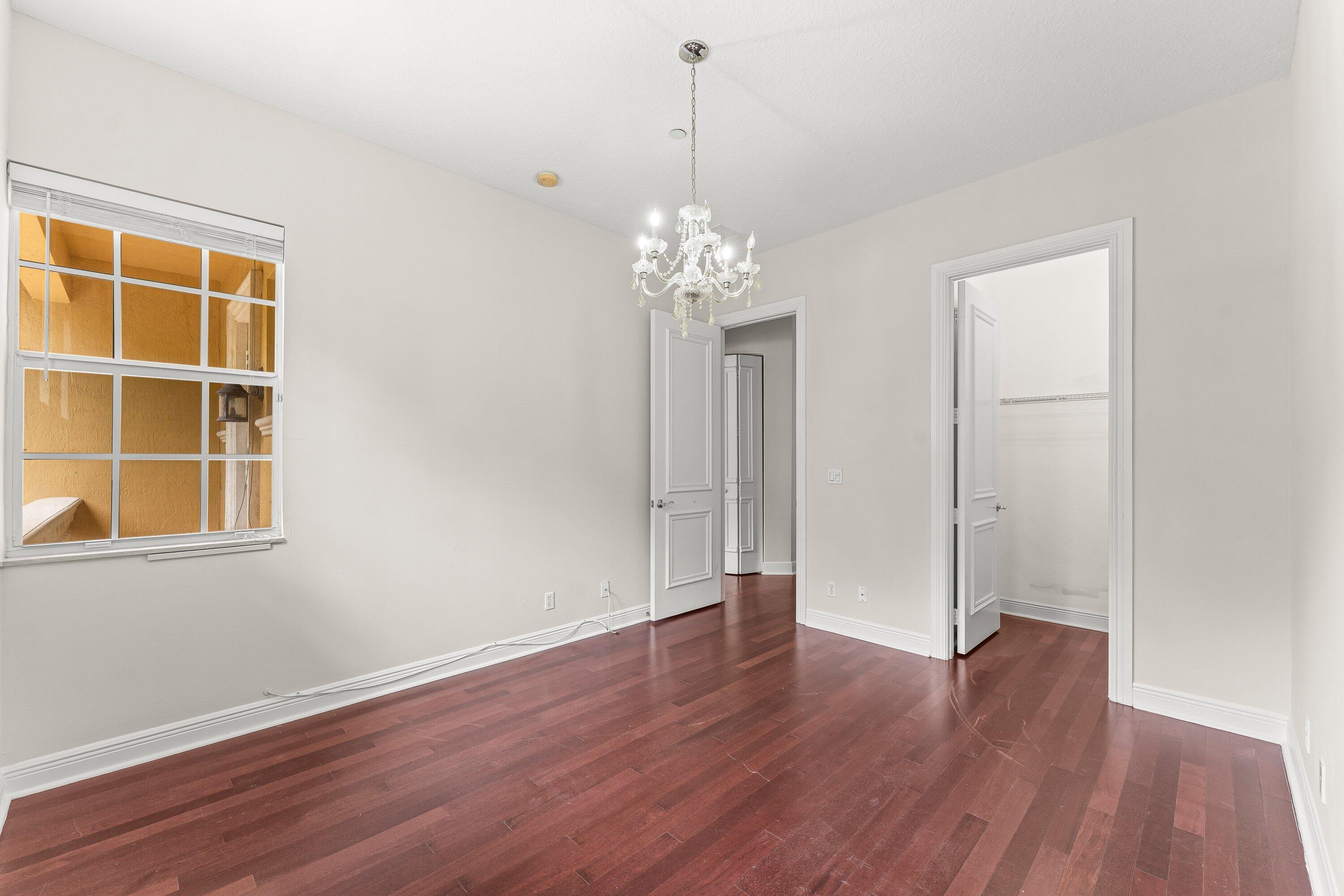 210 Ne 69th Circle Property Photo 25