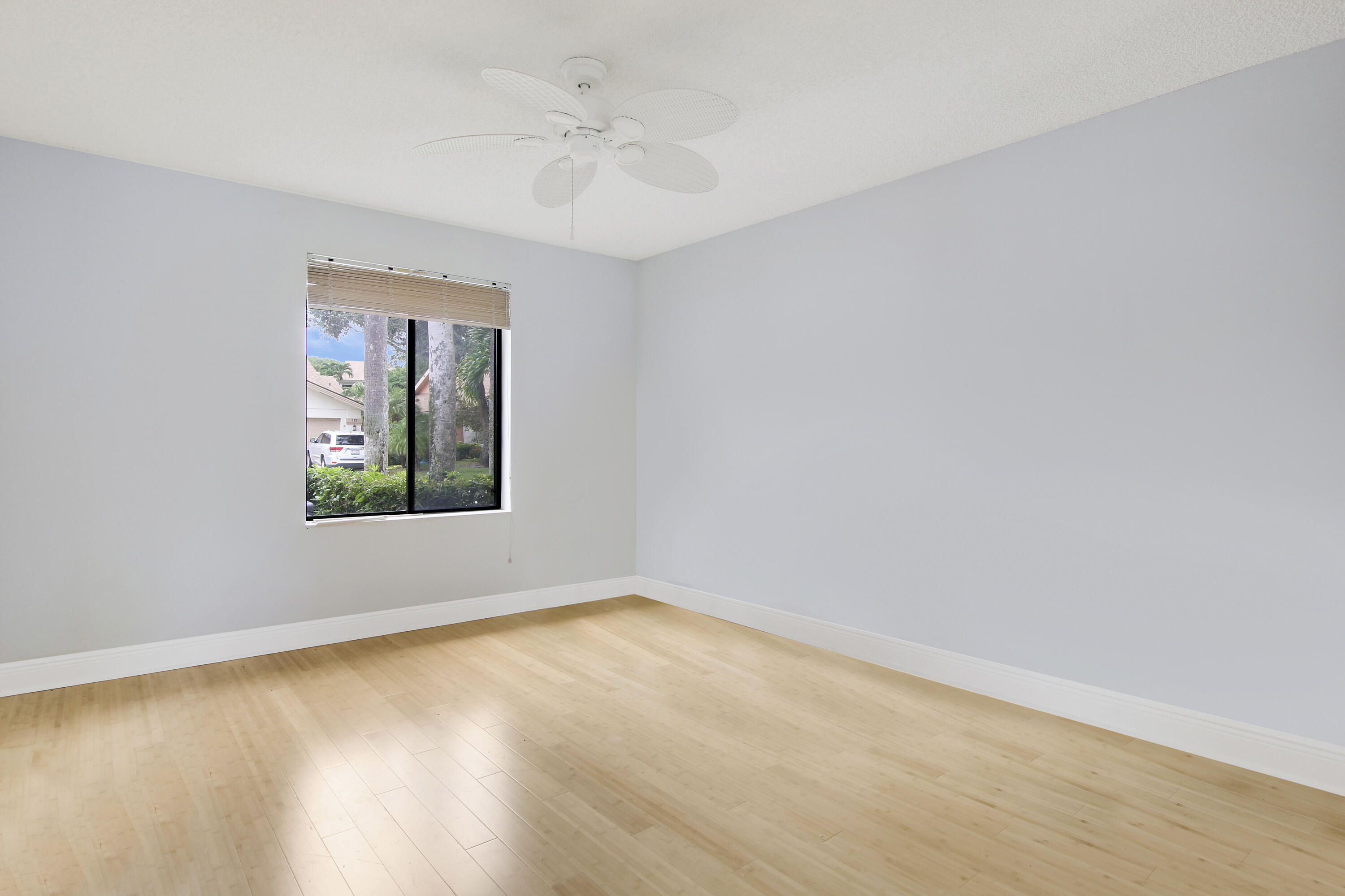111 Seashore Drive Property Photo 16