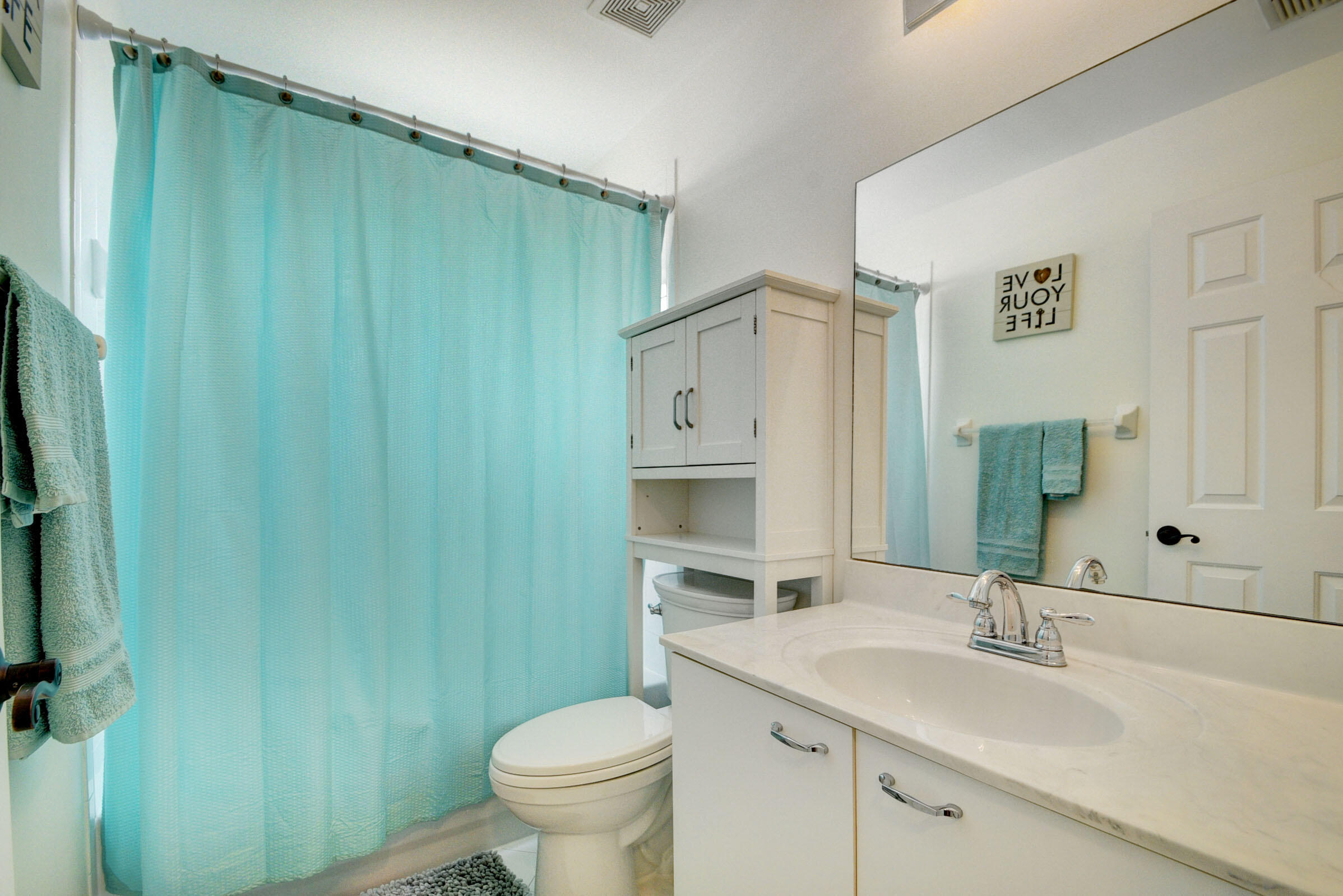 2418 Westmont Drive Property Photo 29