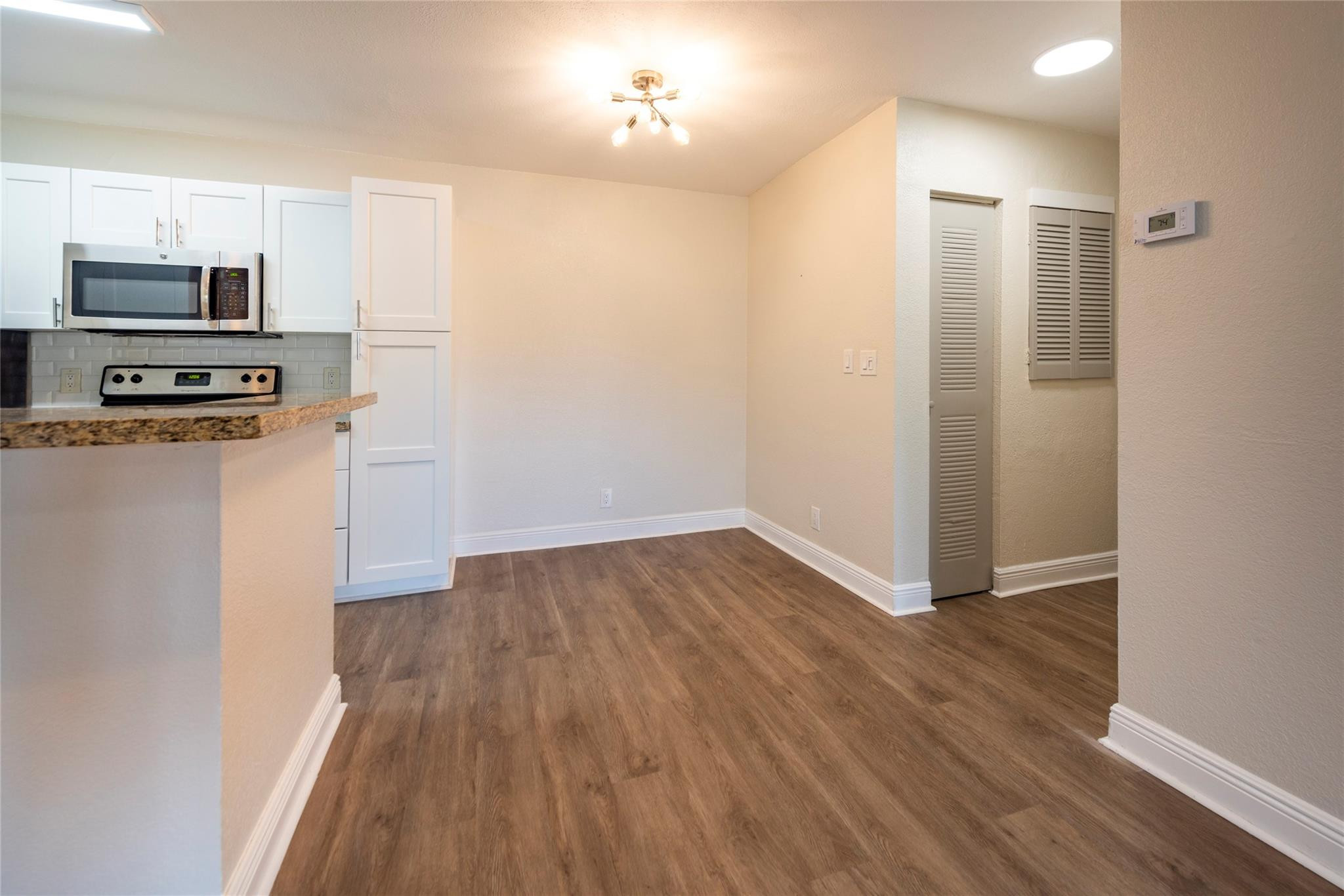 2906 S University Drive 10104 Property Photo 15