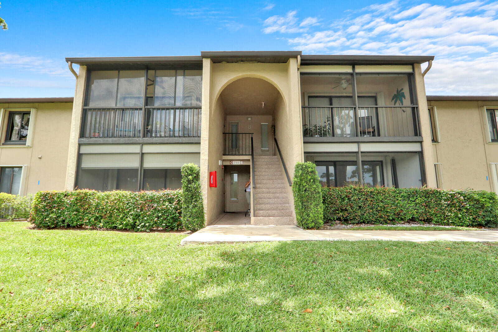 715 Sunny Pine Way B1 Property Photo 2