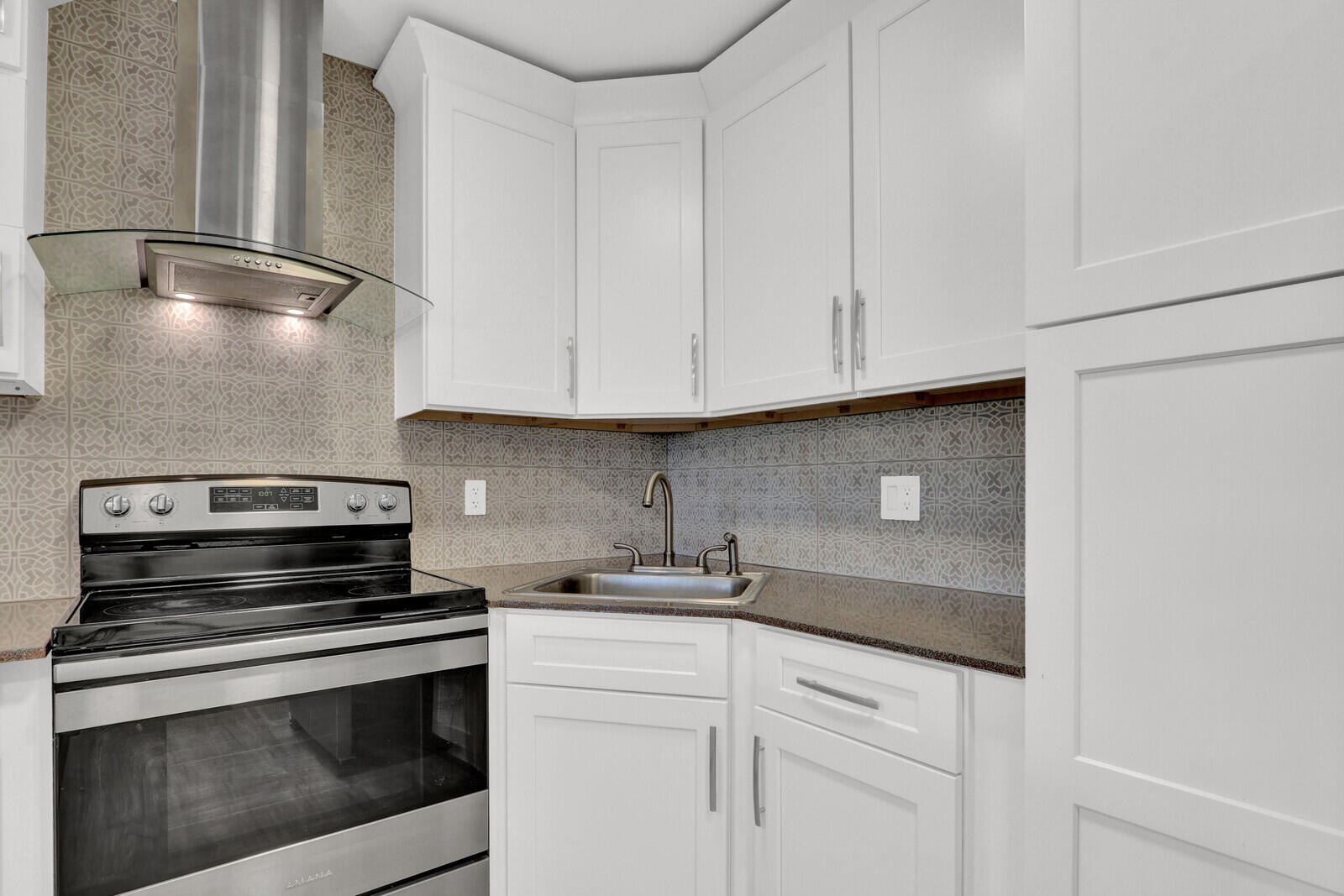715 Sunny Pine Way B1 Property Photo 7