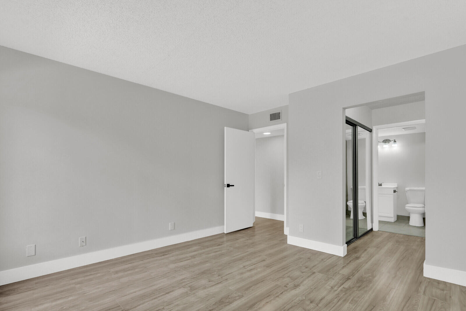 715 Sunny Pine Way B1 Property Photo 14