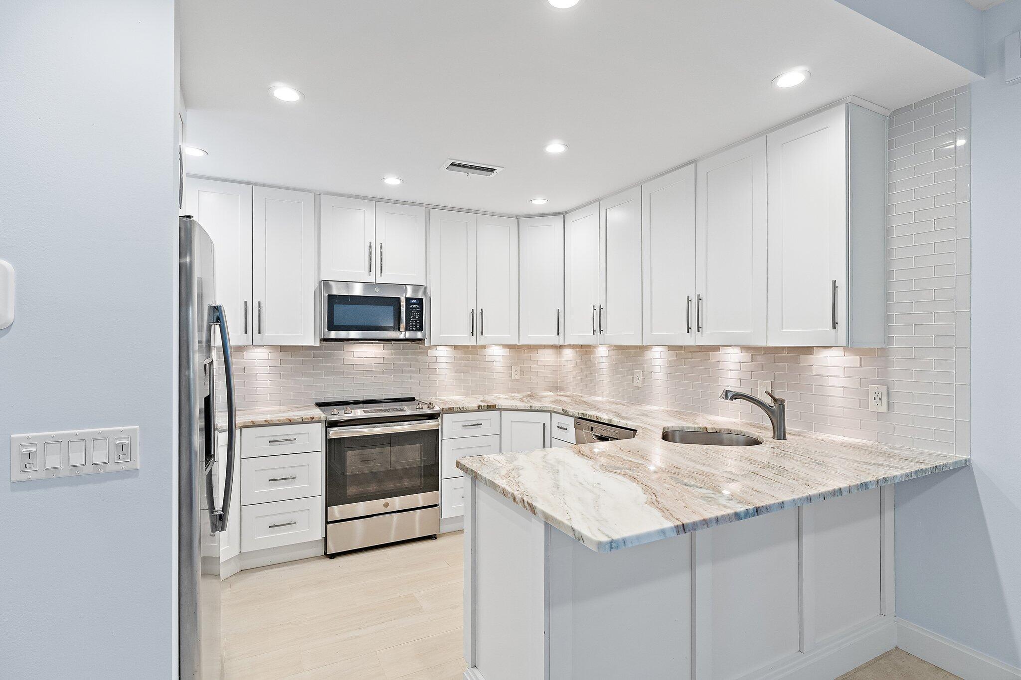 B26036782 Property Photo 13