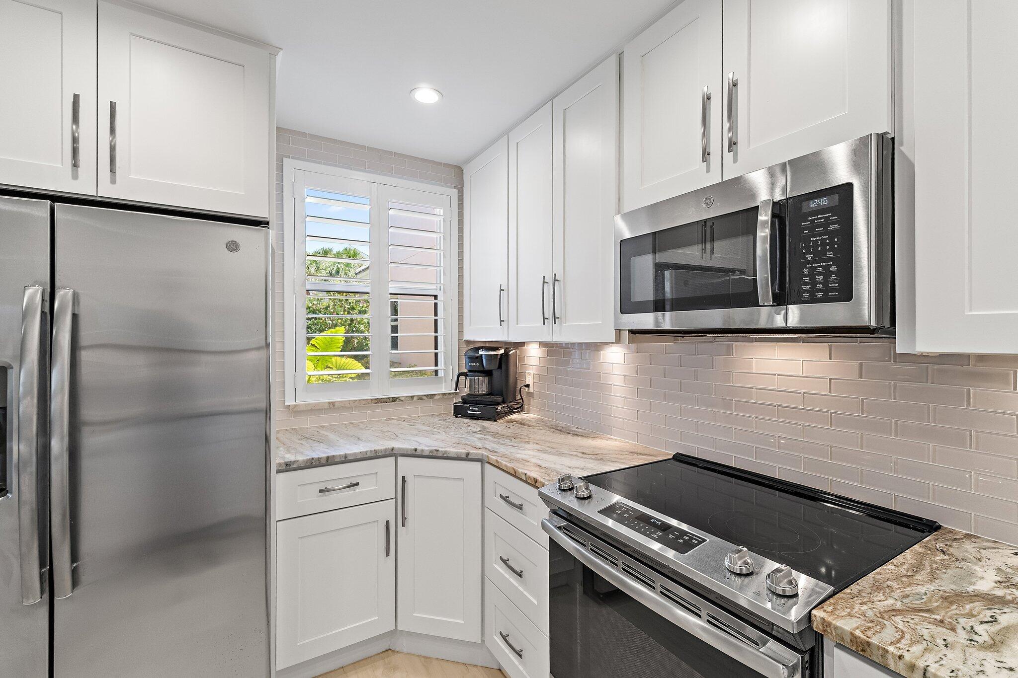 B26036782 Property Photo 16