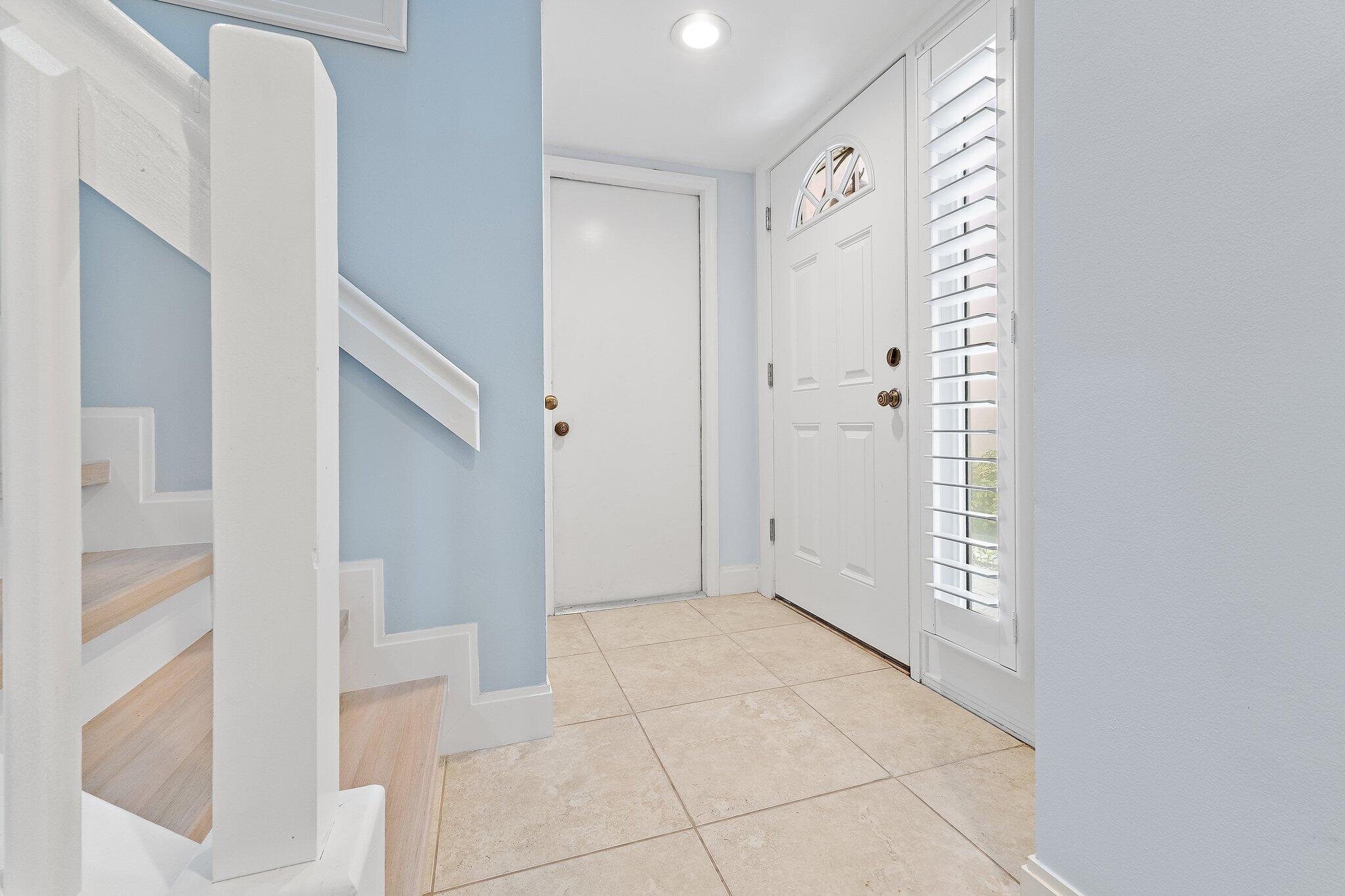 B26036782 Property Photo 34