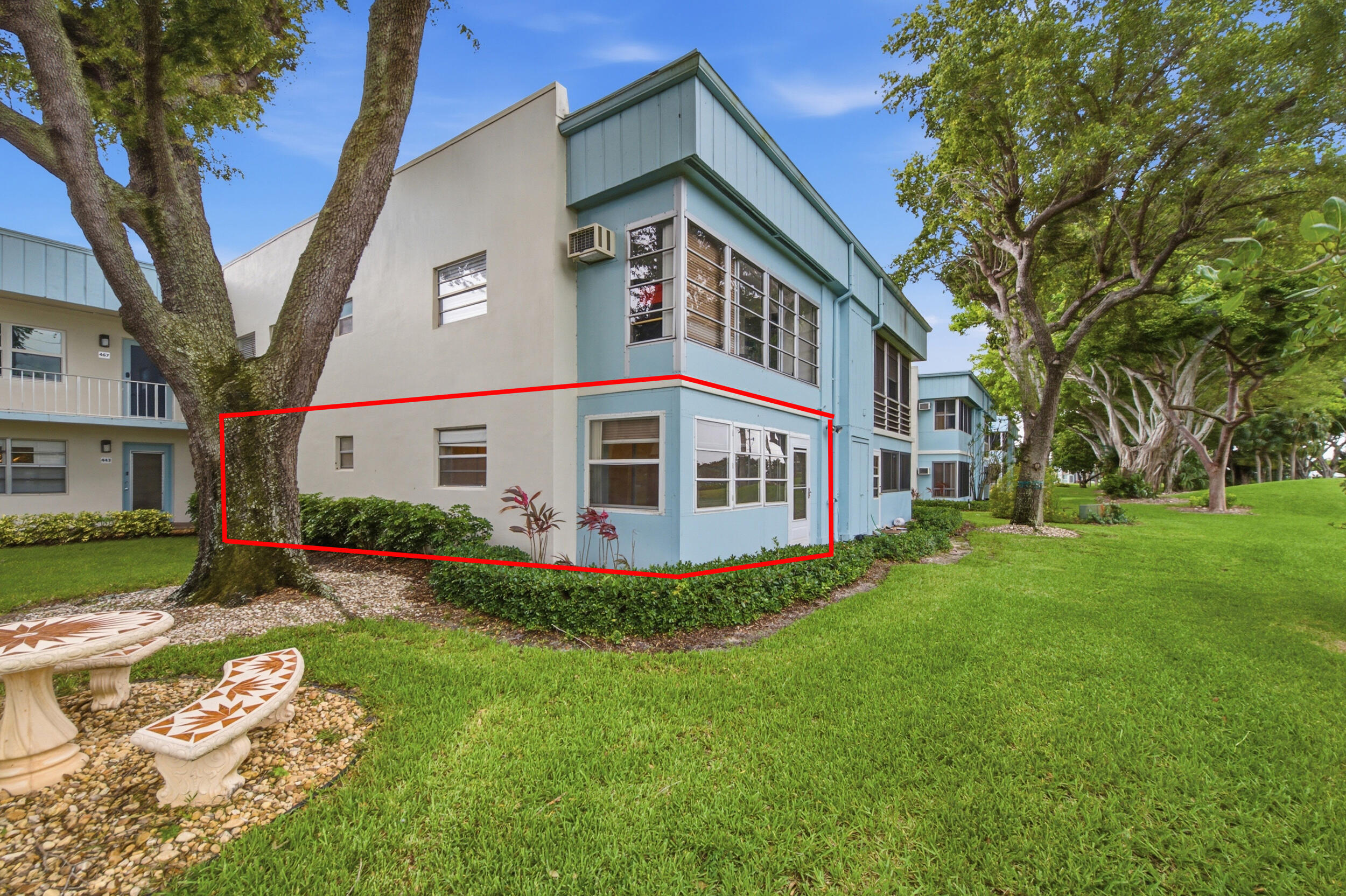 442 Normandy J Property Photo 25