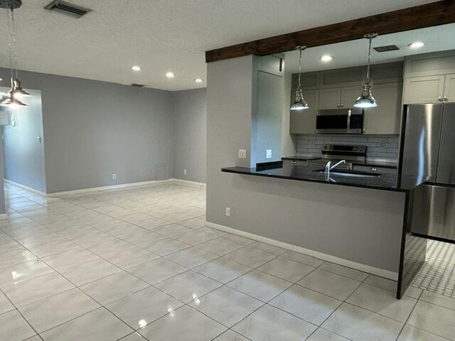 5270 Nesting Way B Property Photo 4