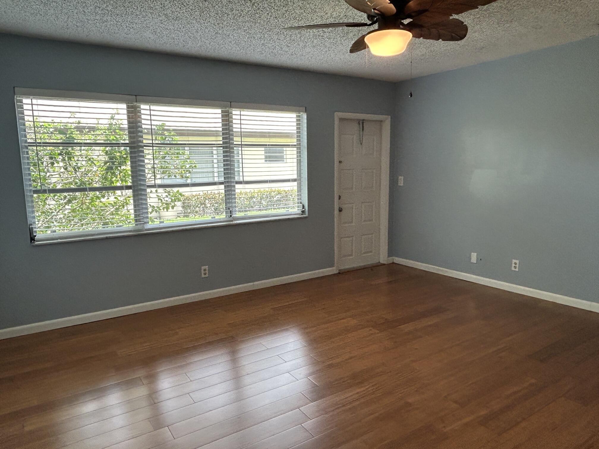 5270 Nesting Way B Property Photo 22