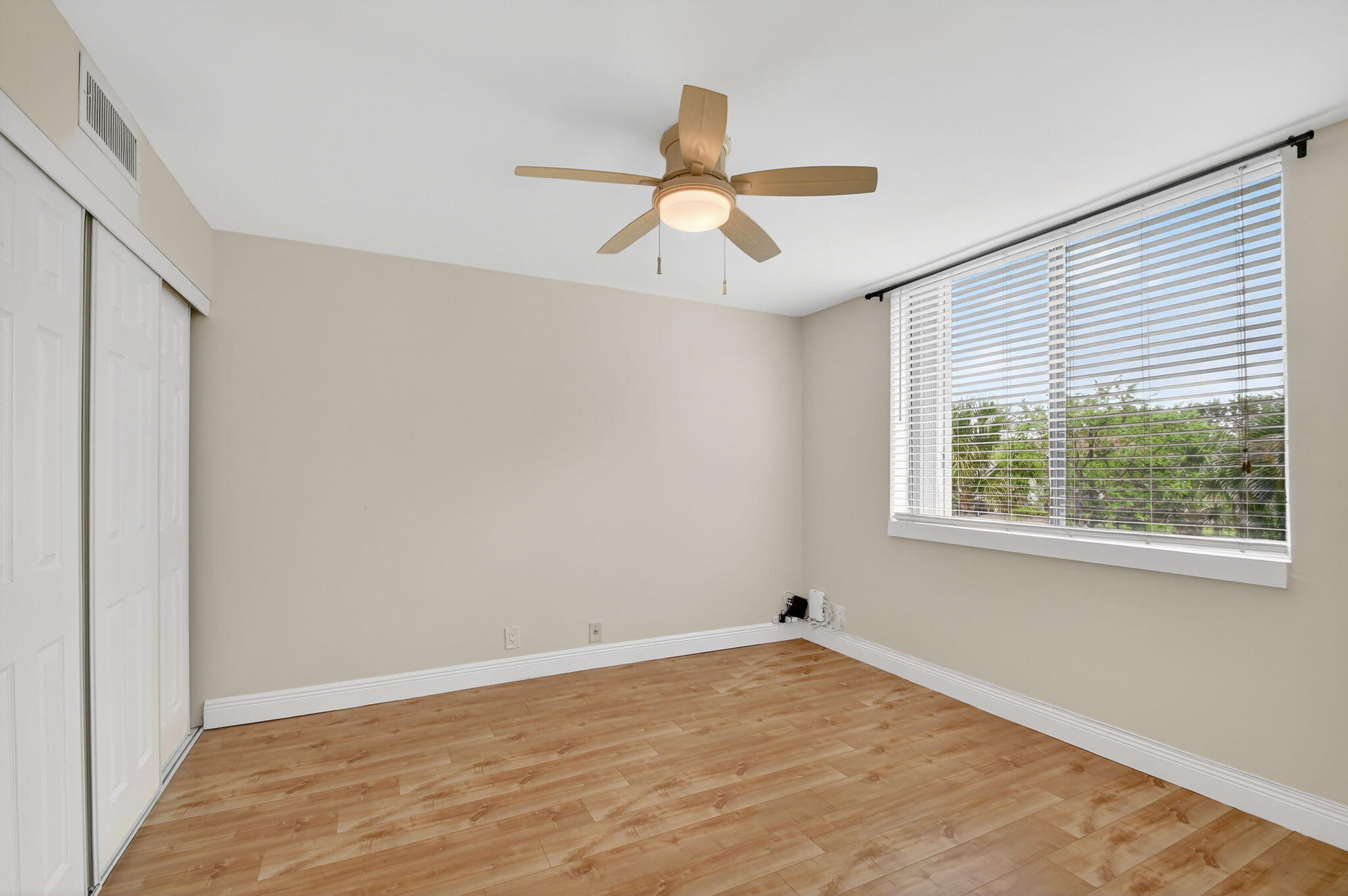 4080 Tivoli Court 206 Property Photo 18