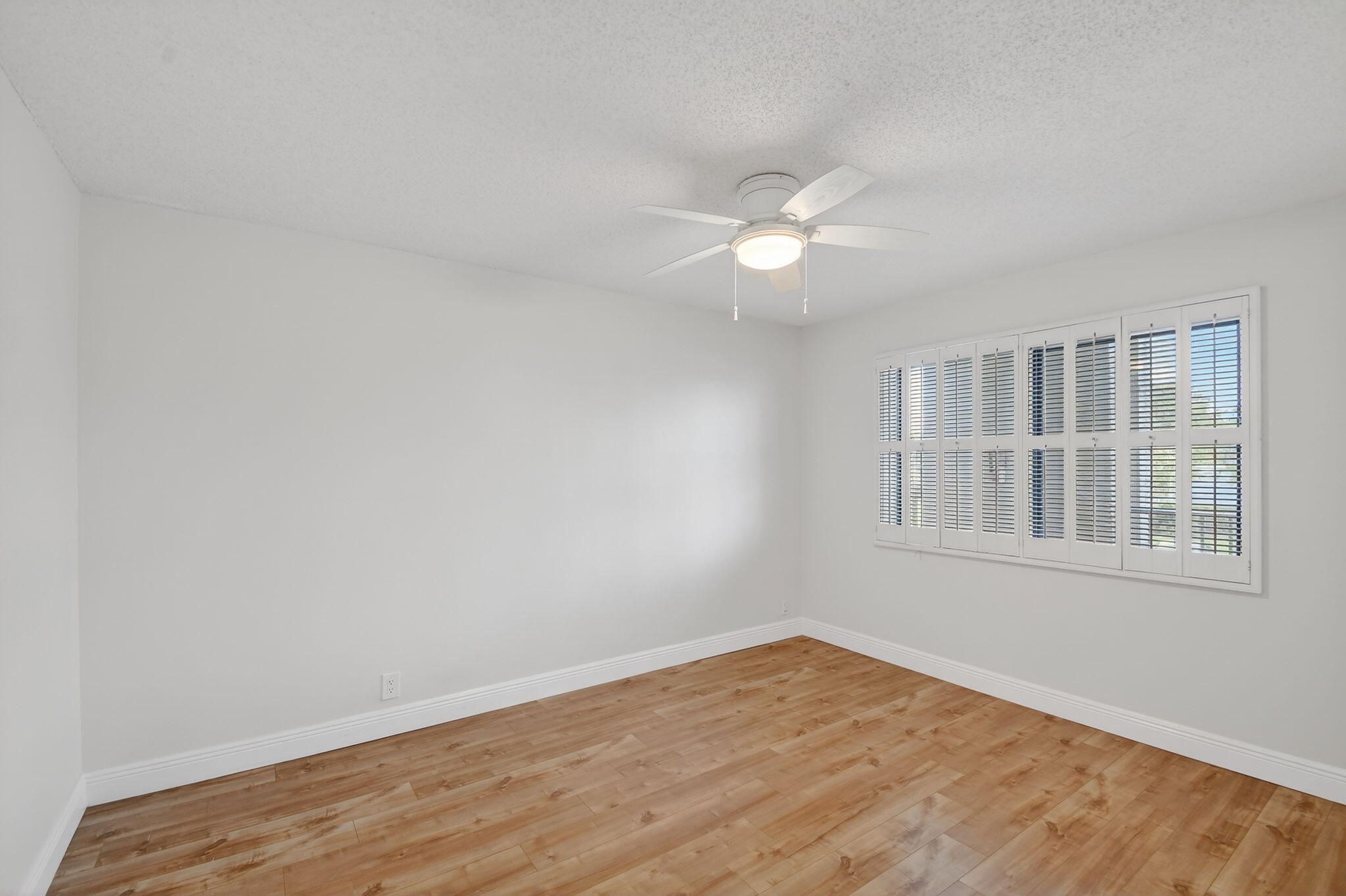 4080 Tivoli Court 206 Property Photo 23