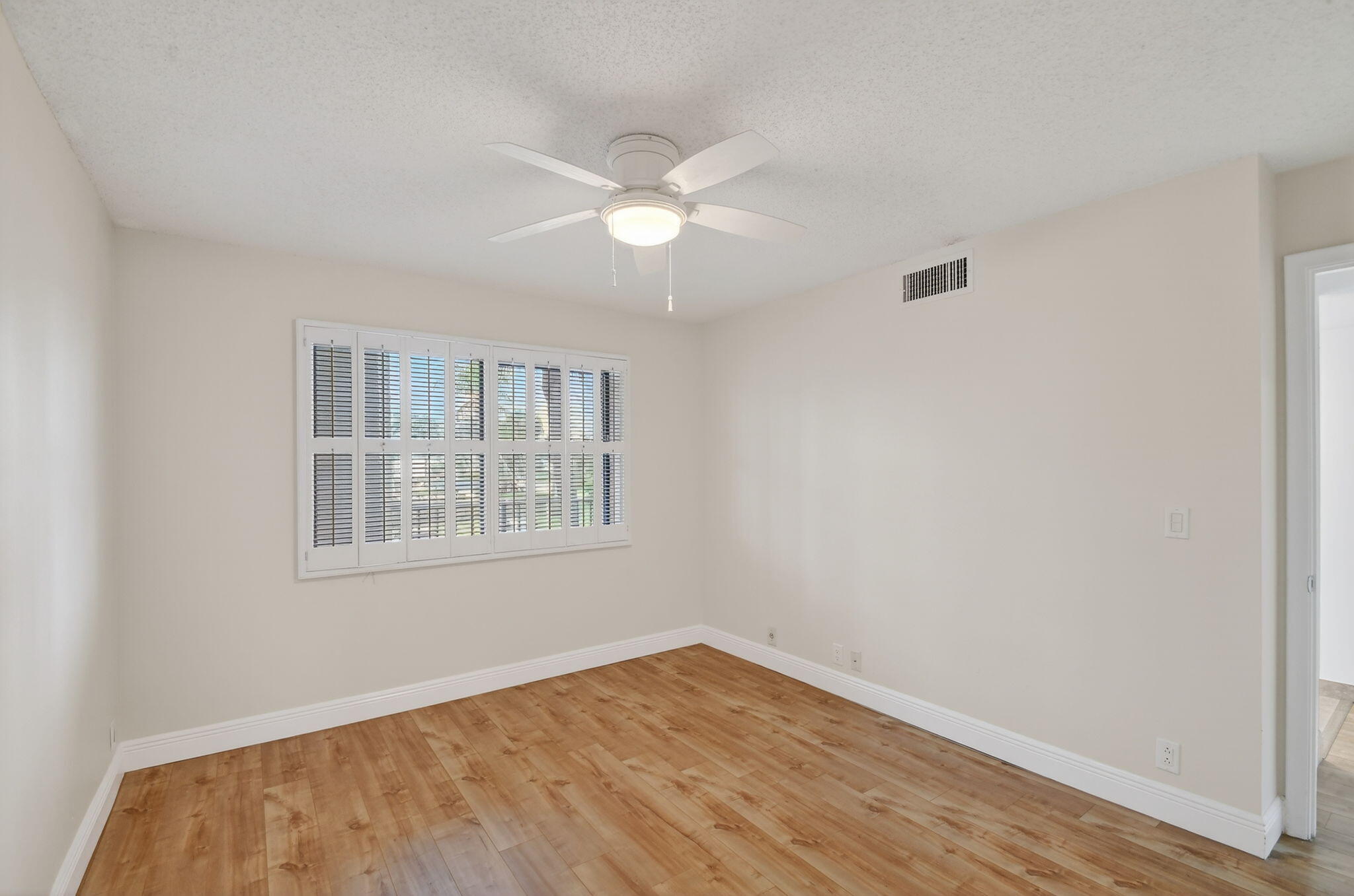 4080 Tivoli Court 206 Property Photo 24
