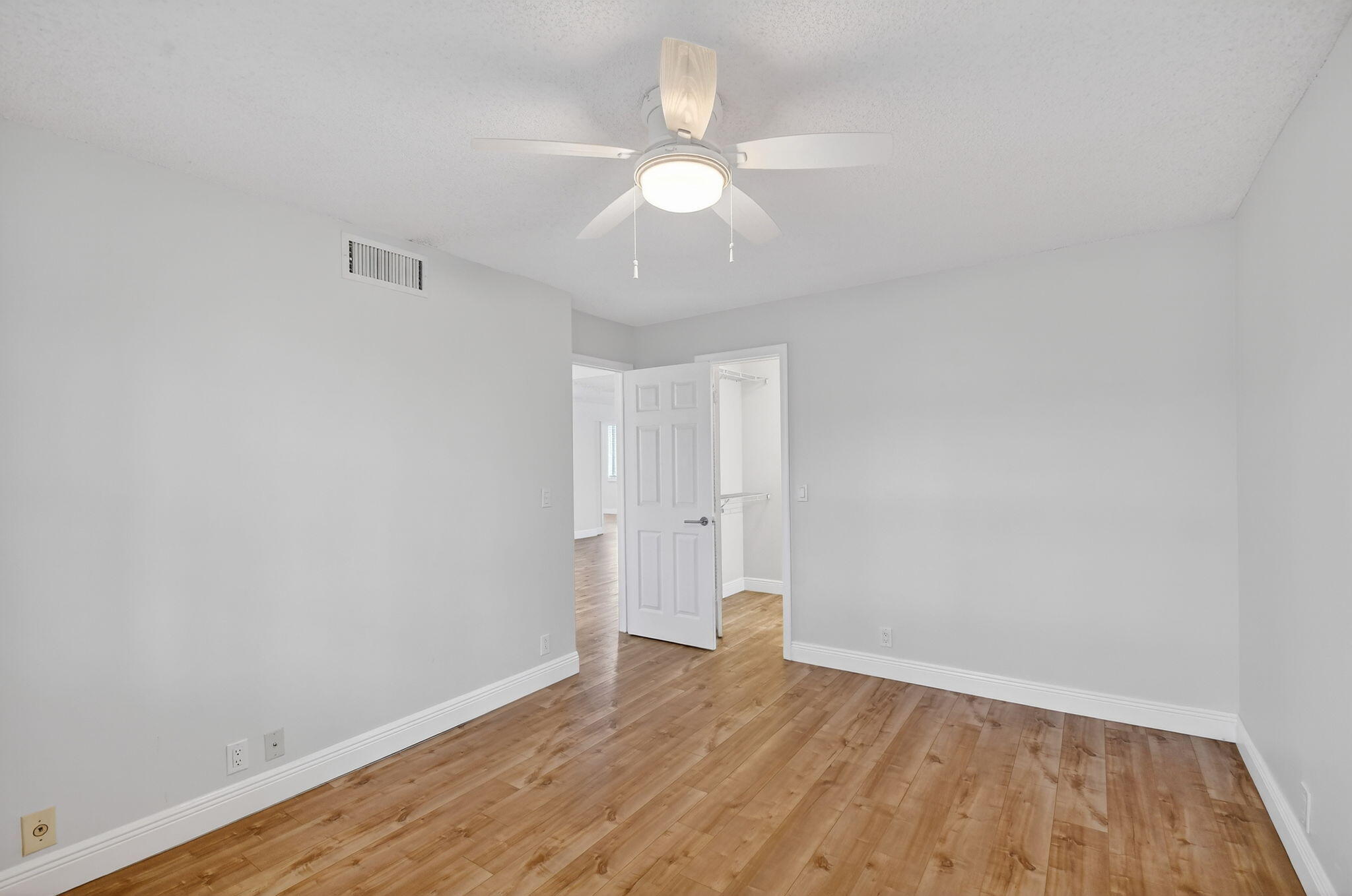 4080 Tivoli Court 206 Property Photo 25