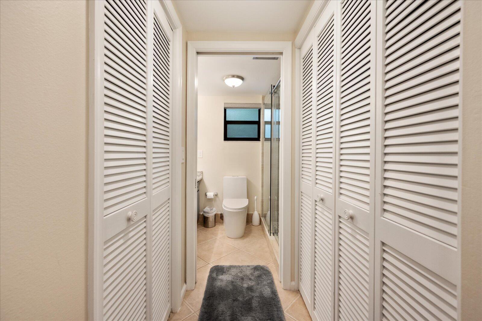 11863 Wimbledon Circle 539 Property Photo 6