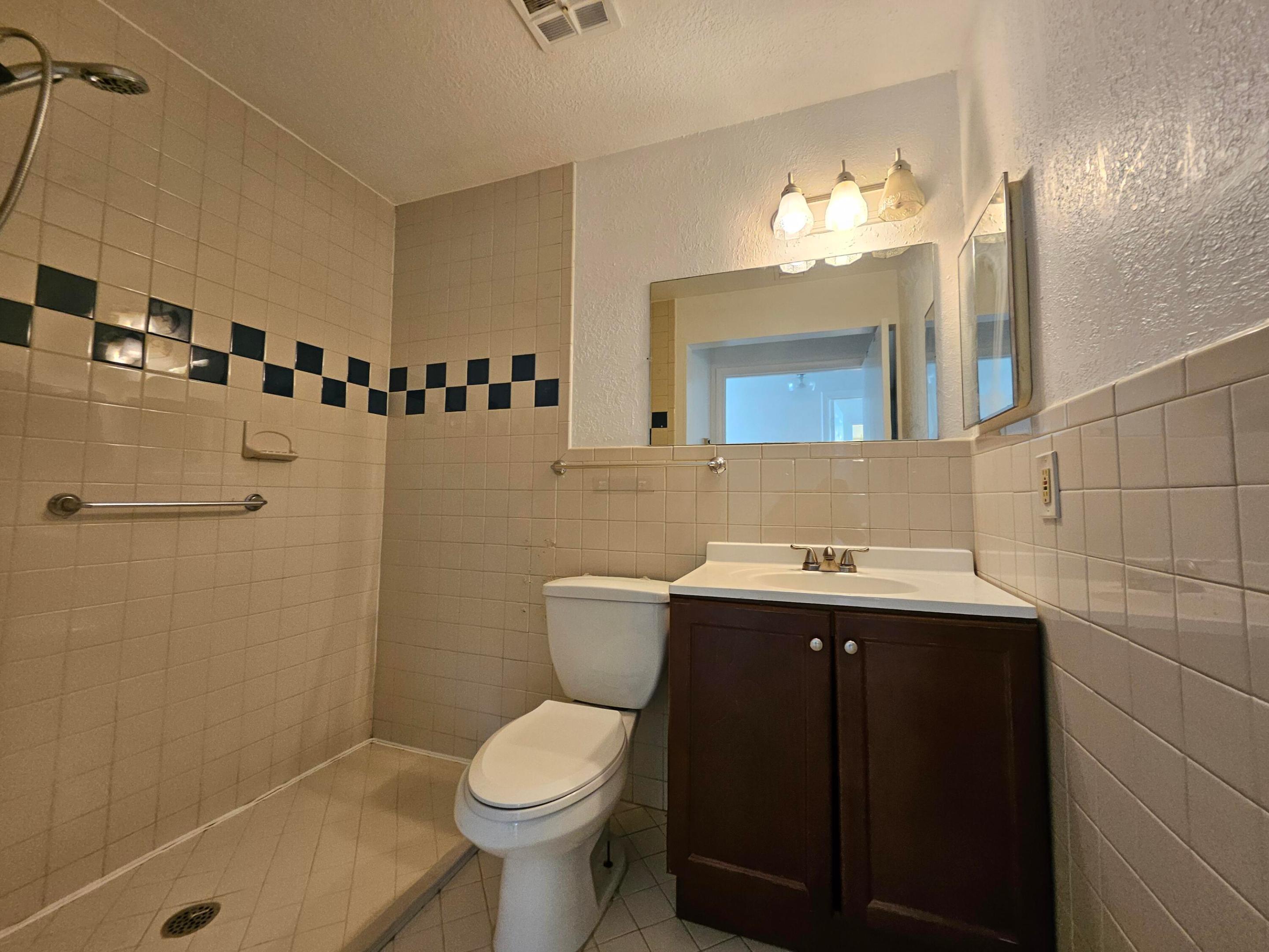8431 Nw 12th Street D68 Property Photo 18