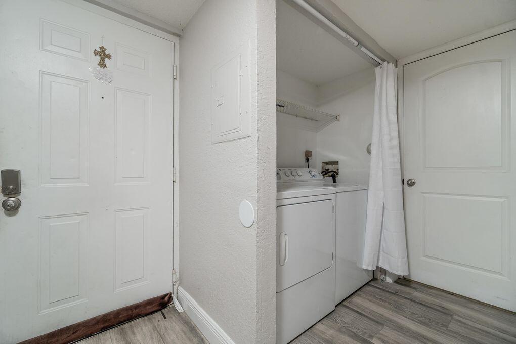 6324 La Costa Drive C Property Photo 19