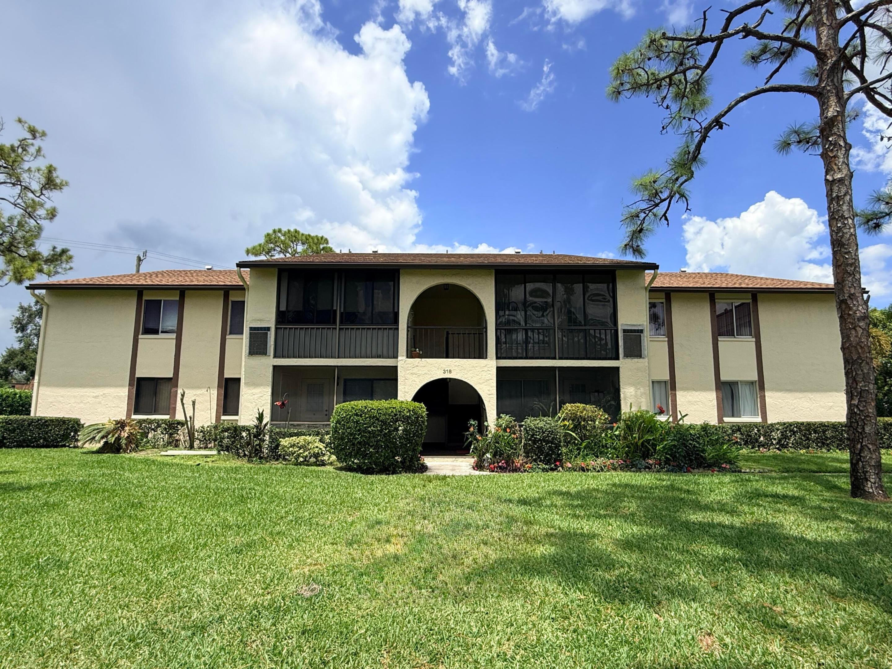 318 Knotty Pine Circle D-2