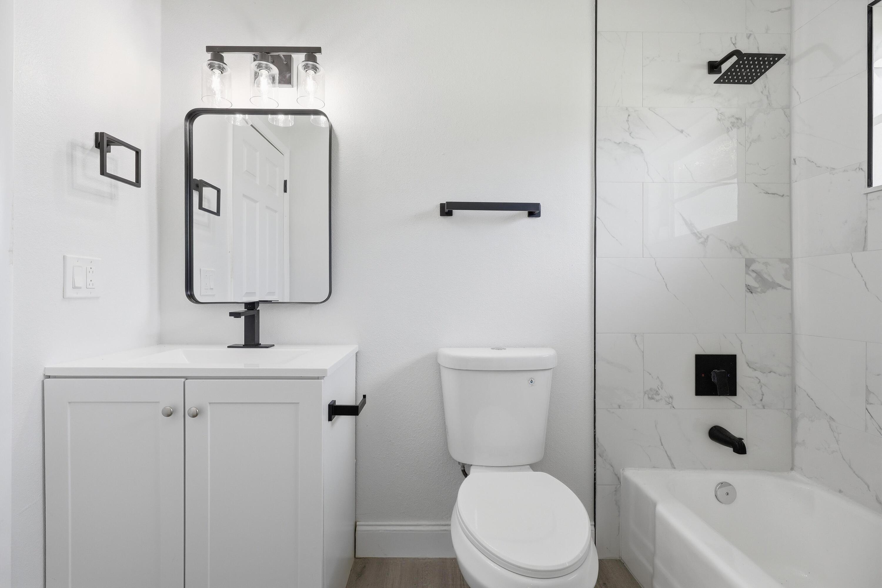 2726 6th Place Property Photo 13