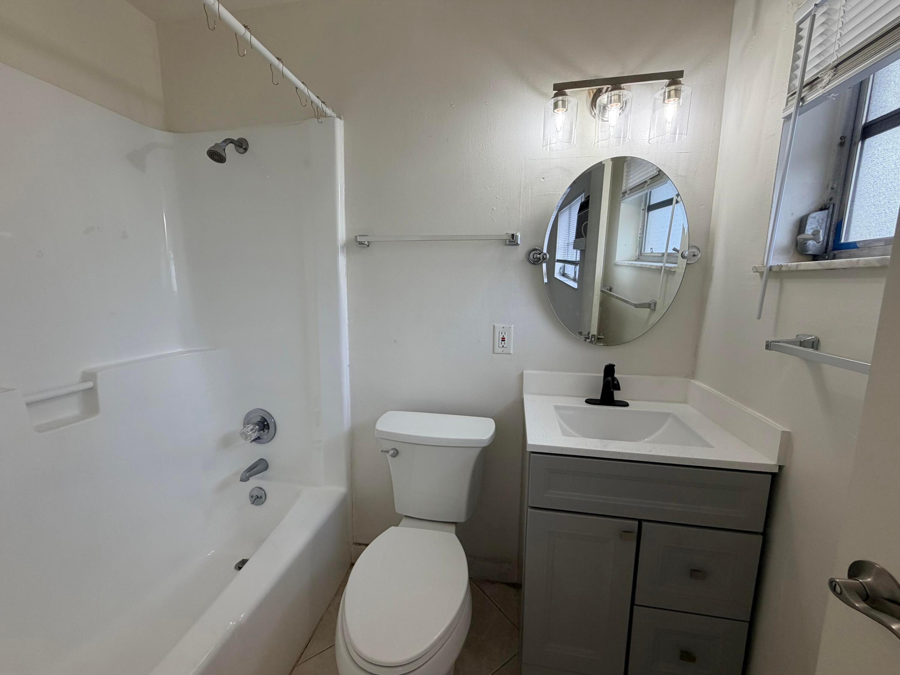 5174 Ne 6th Avenue 526 Property Photo 9