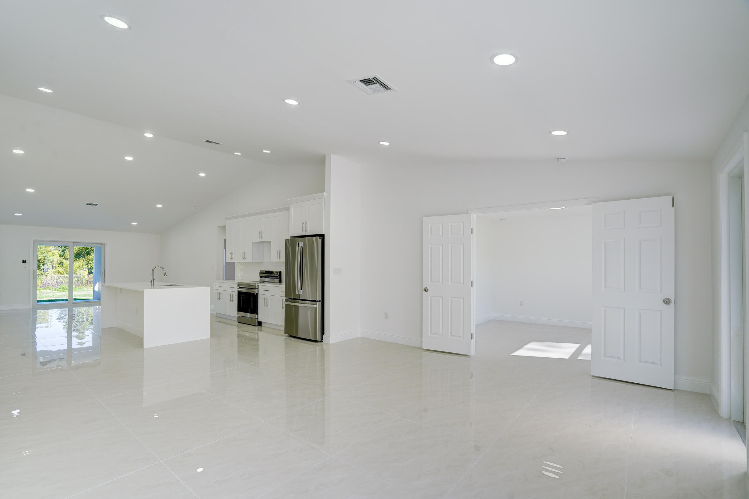 13875 63rd Lane N Property Photo 14