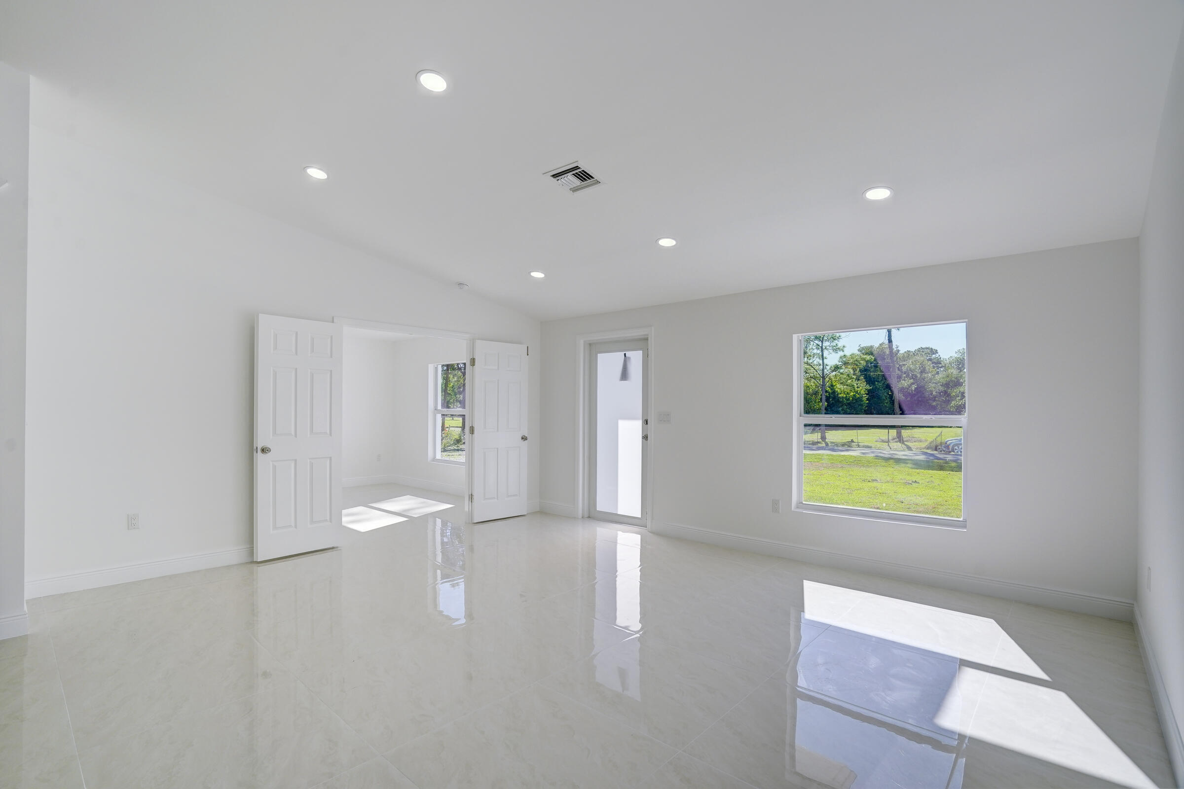 13875 63rd Lane N Property Photo 15