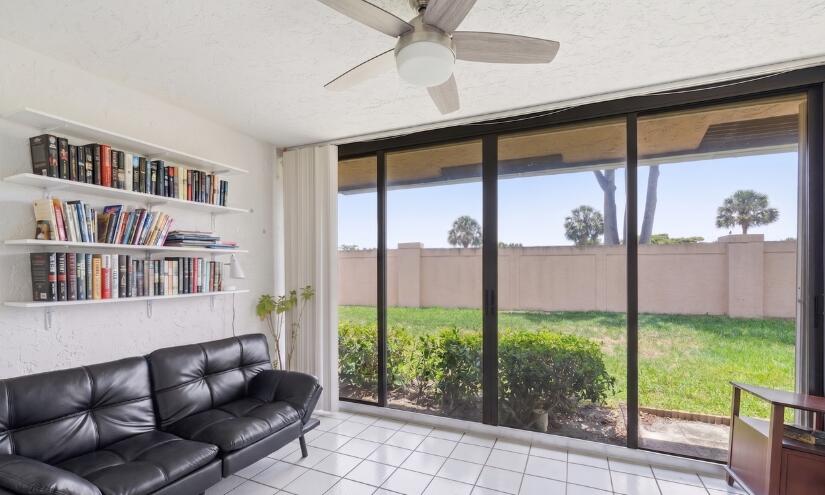 8128 Summerbreeze Lane Property Photo 20