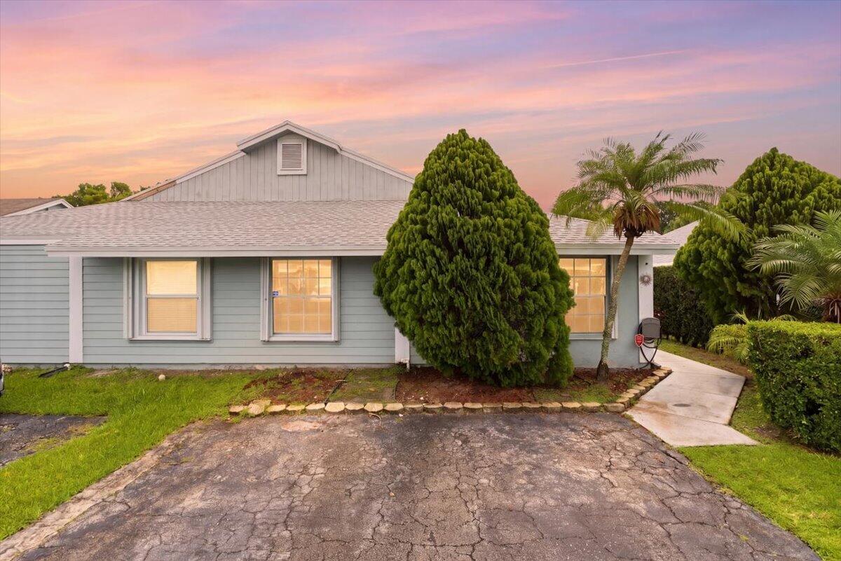 970 SW 111th Way