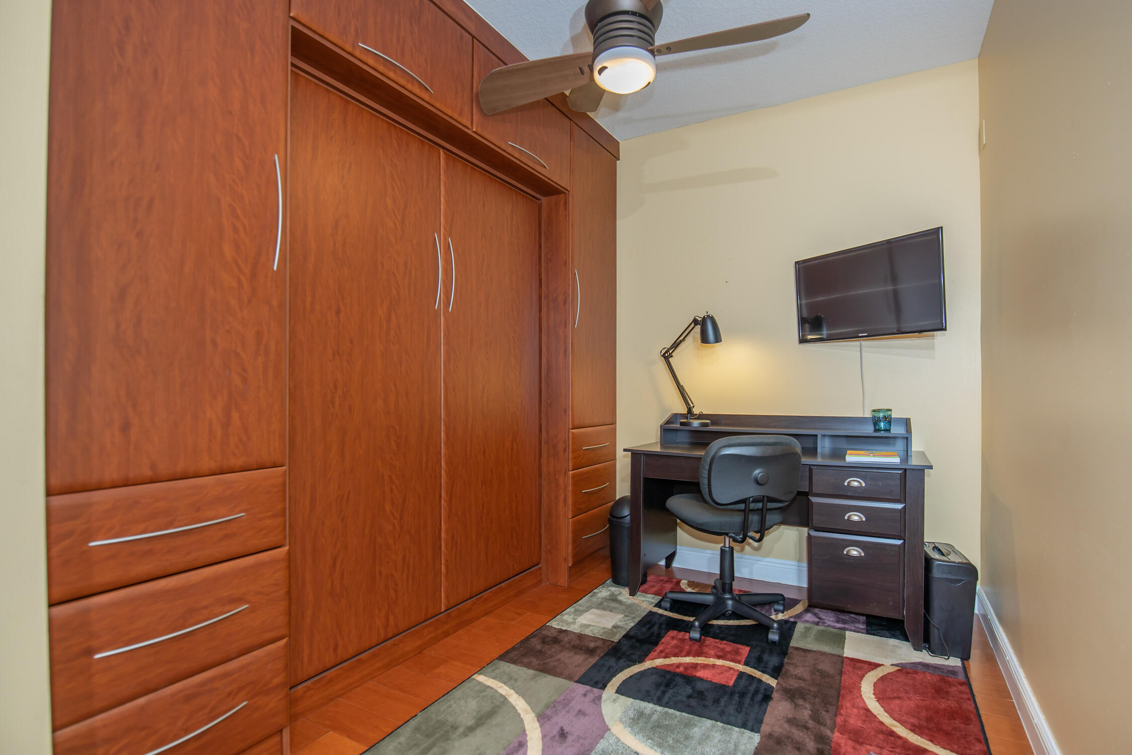 511 Lucerne Avenue 401 Property Photo 12