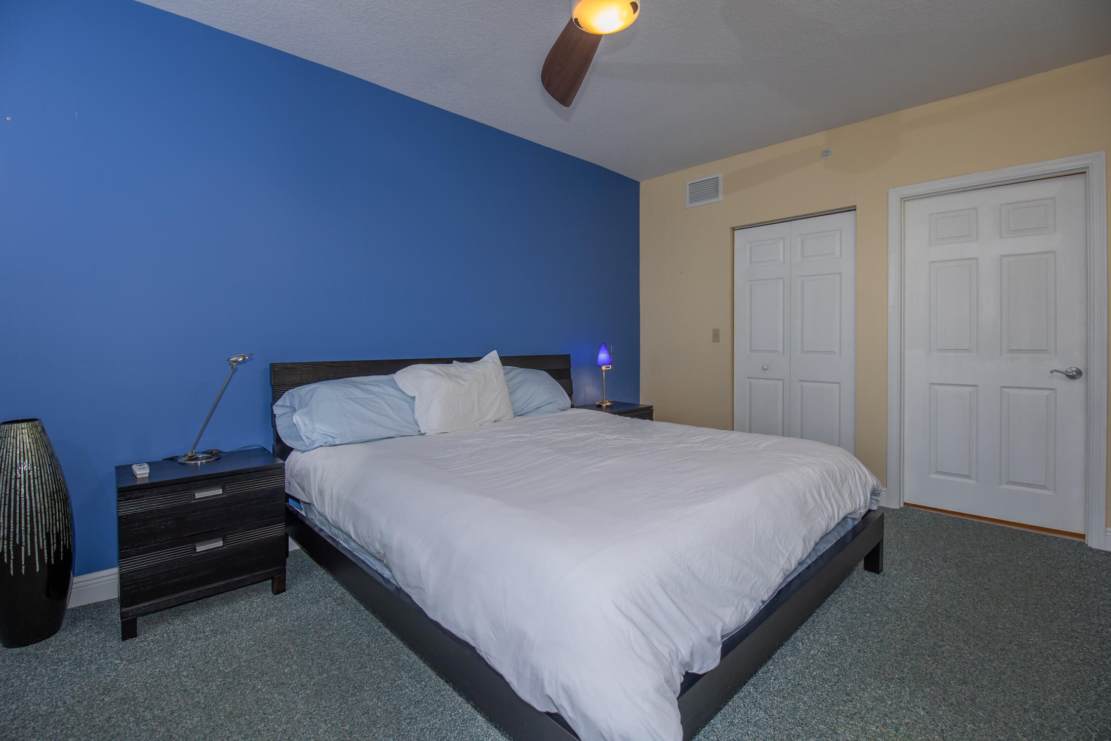511 Lucerne Avenue 401 Property Photo 23