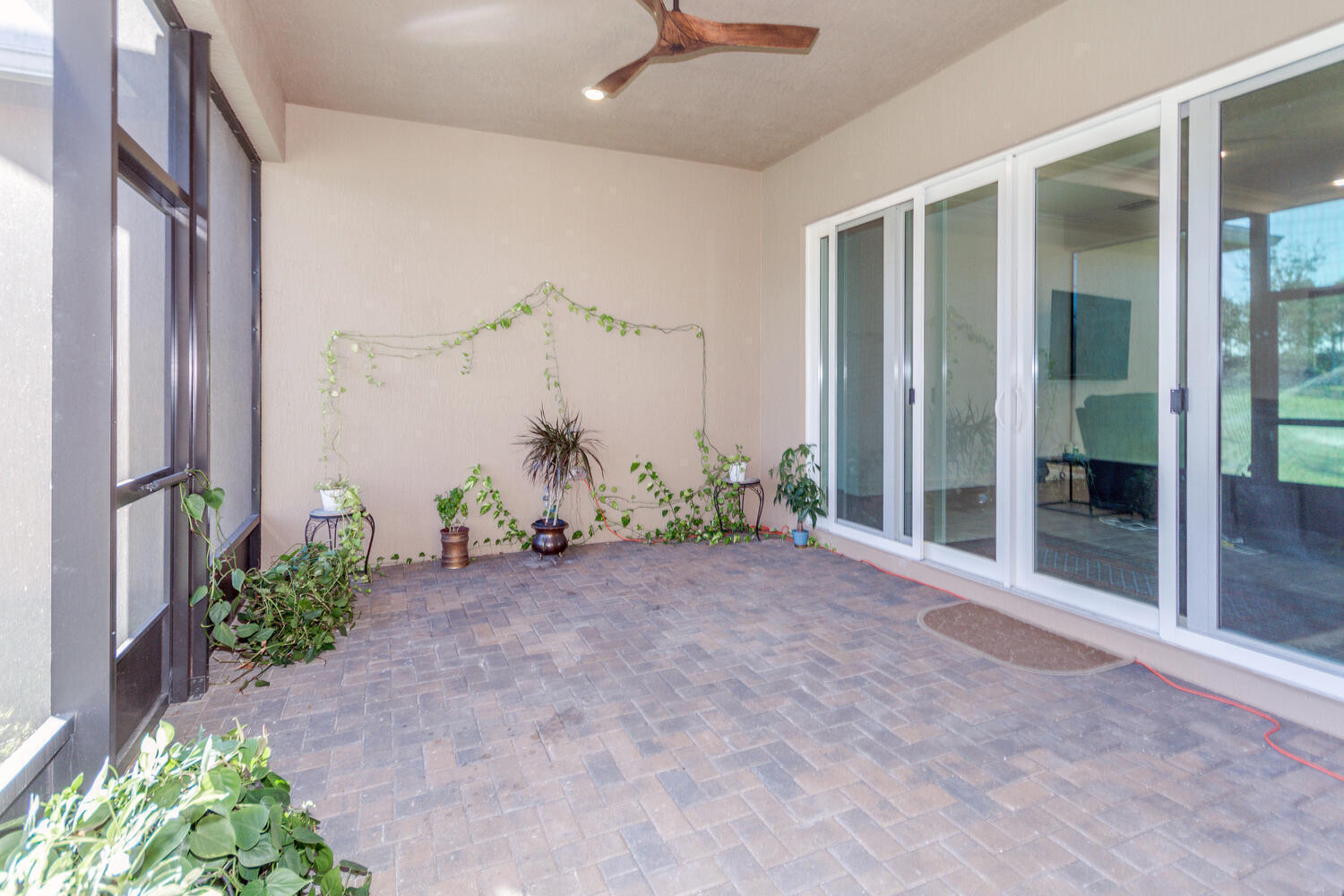 714 Hookline Circle Property Photo 39