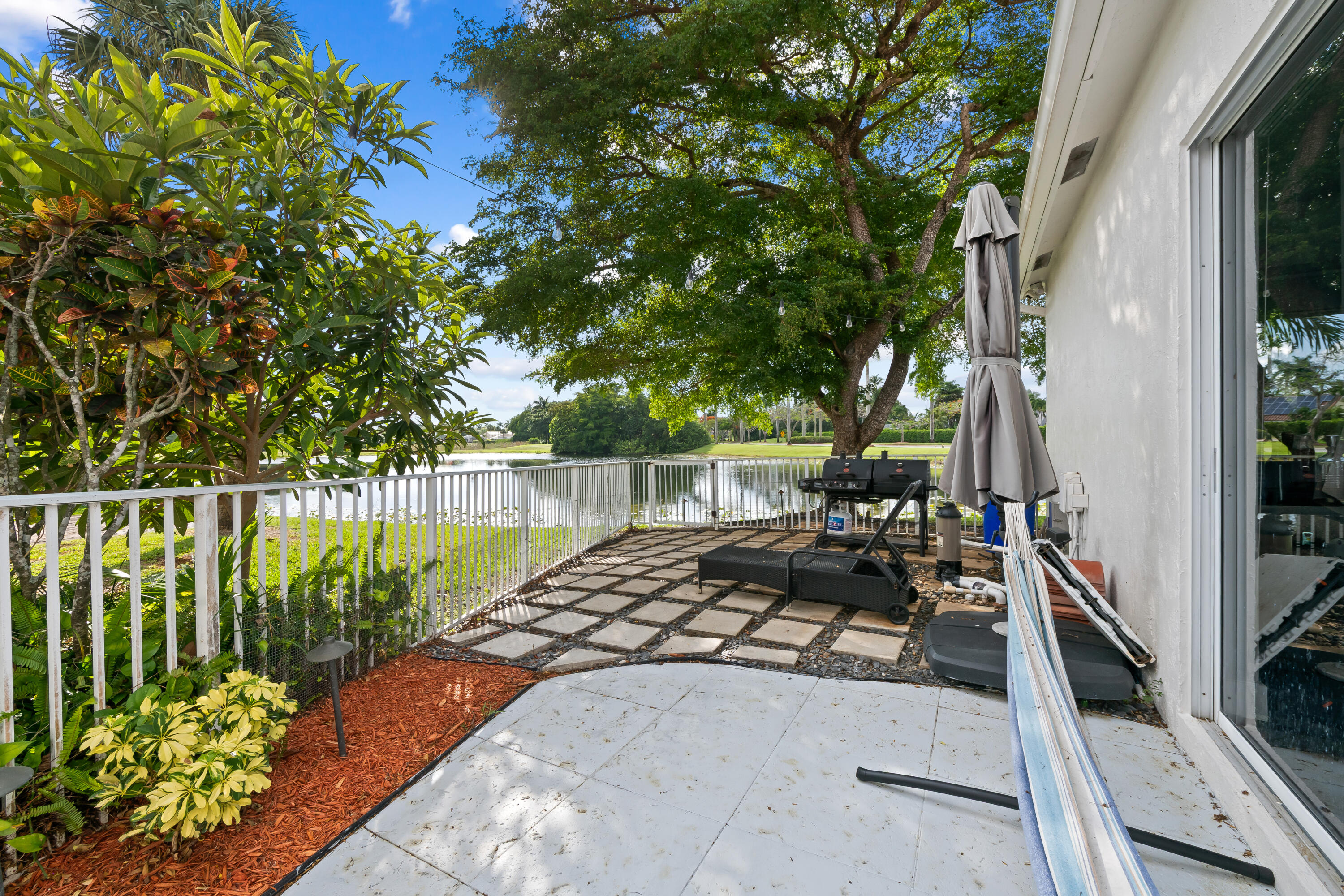 980 Bel Aire Drive West Property Photo 12