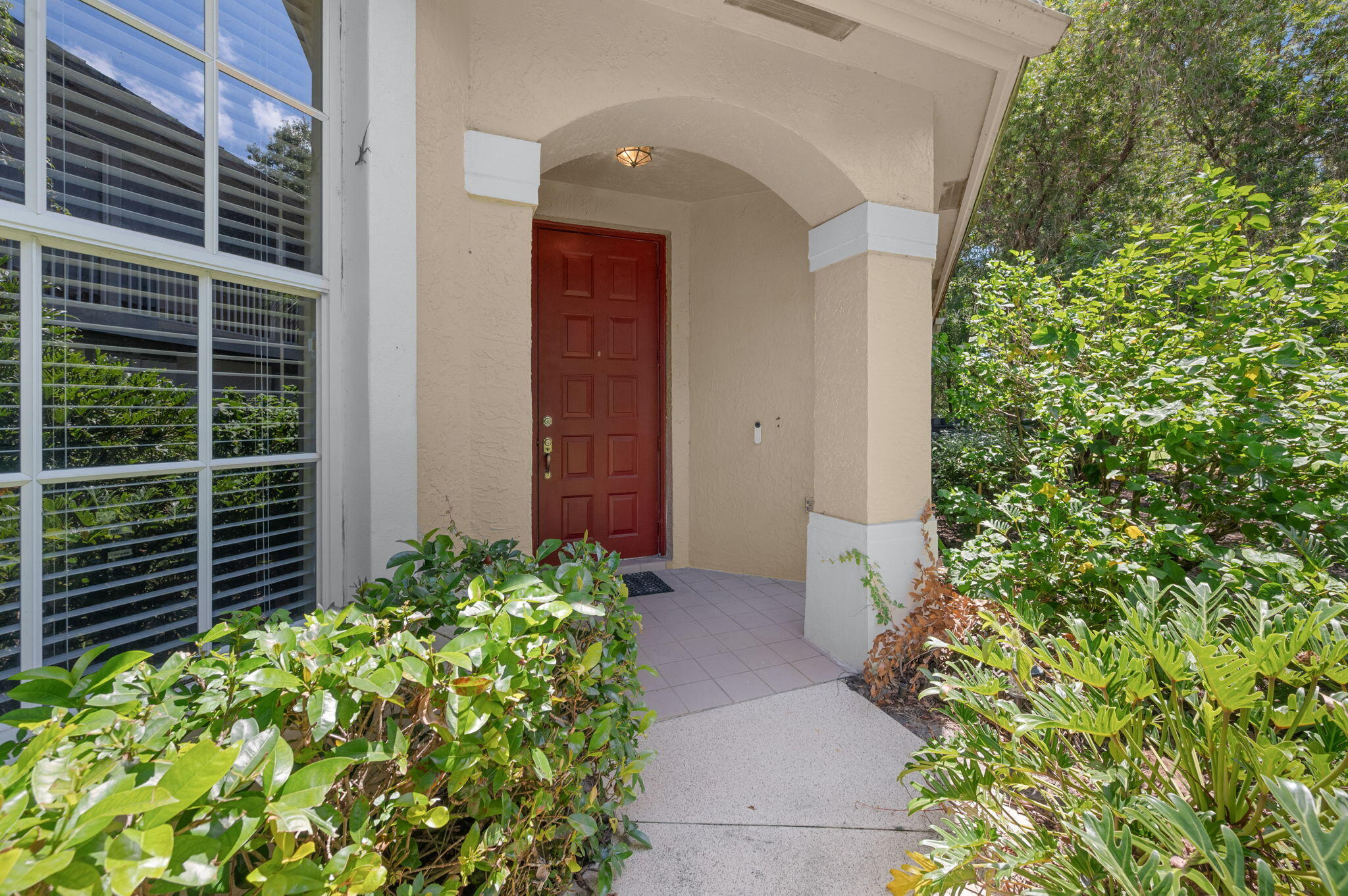 7154 Hawks View Trail Property Photo 2