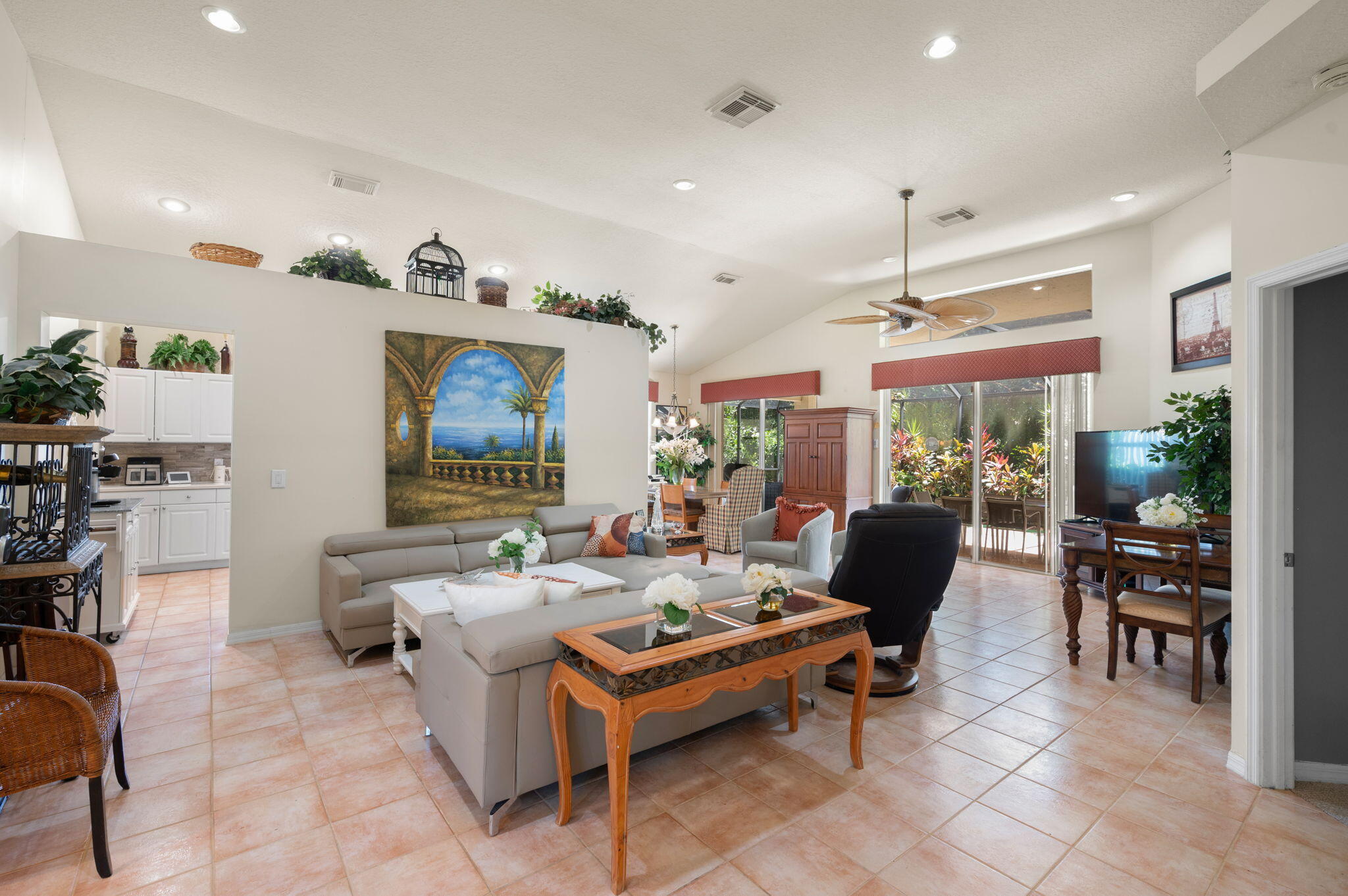 7154 Hawks View Trail Property Photo 4