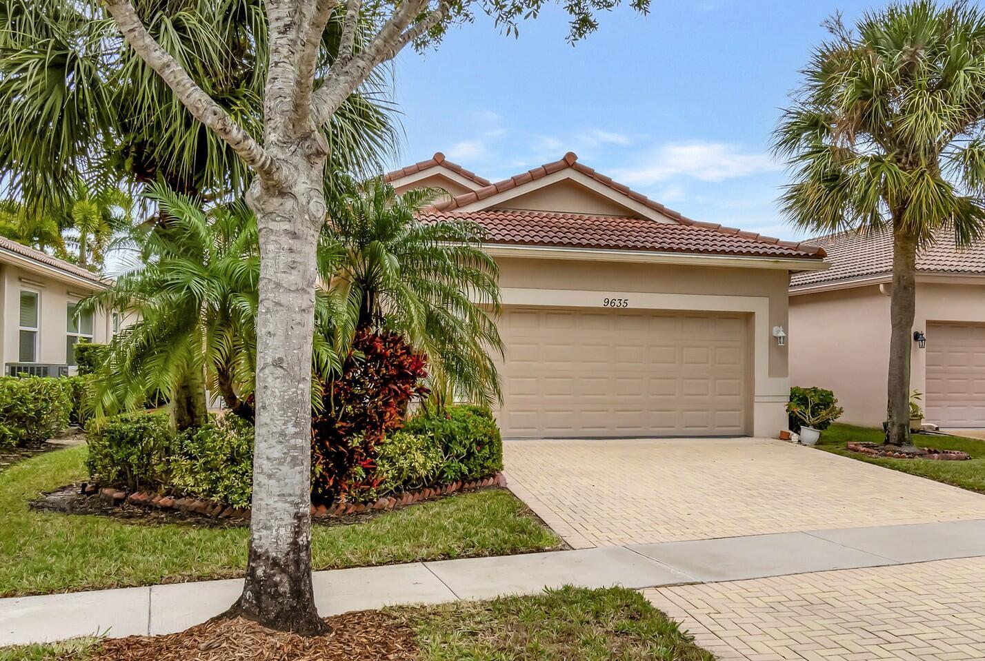 9635 Sandpiper Shores Way Property Photo 2