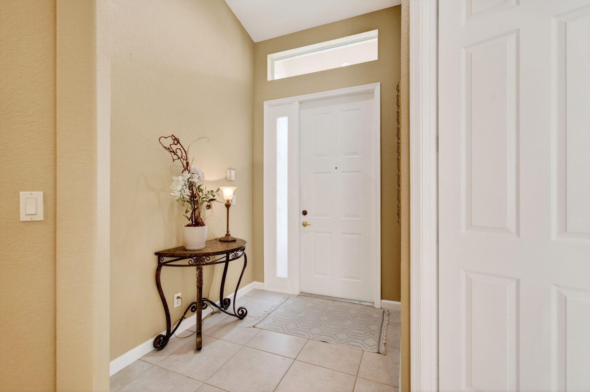 9635 Sandpiper Shores Way Property Photo 6