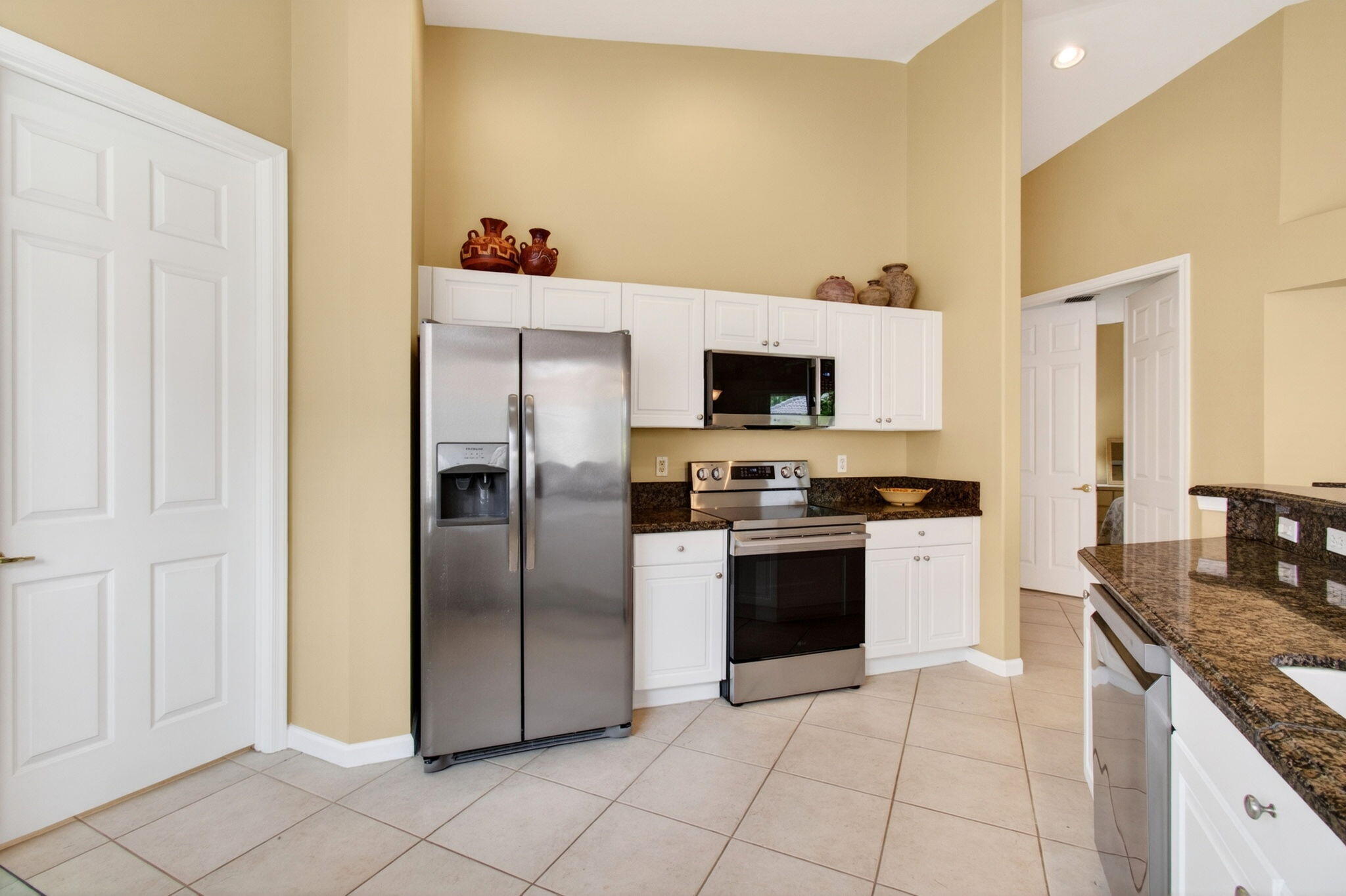 9635 Sandpiper Shores Way Property Photo 13