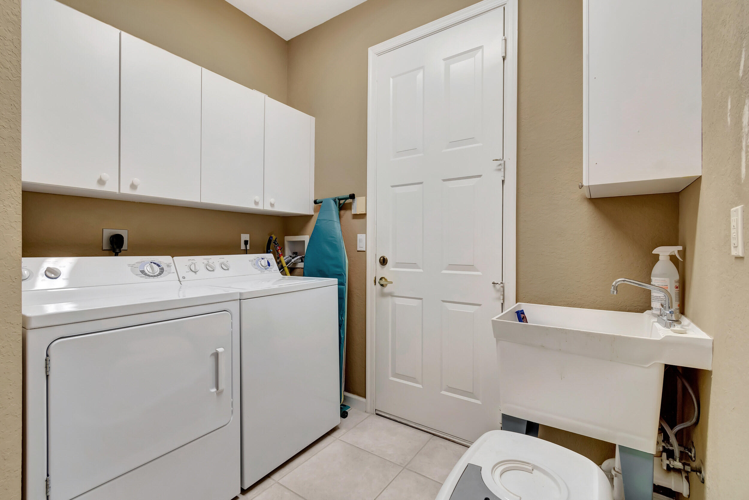 9635 Sandpiper Shores Way Property Photo 30