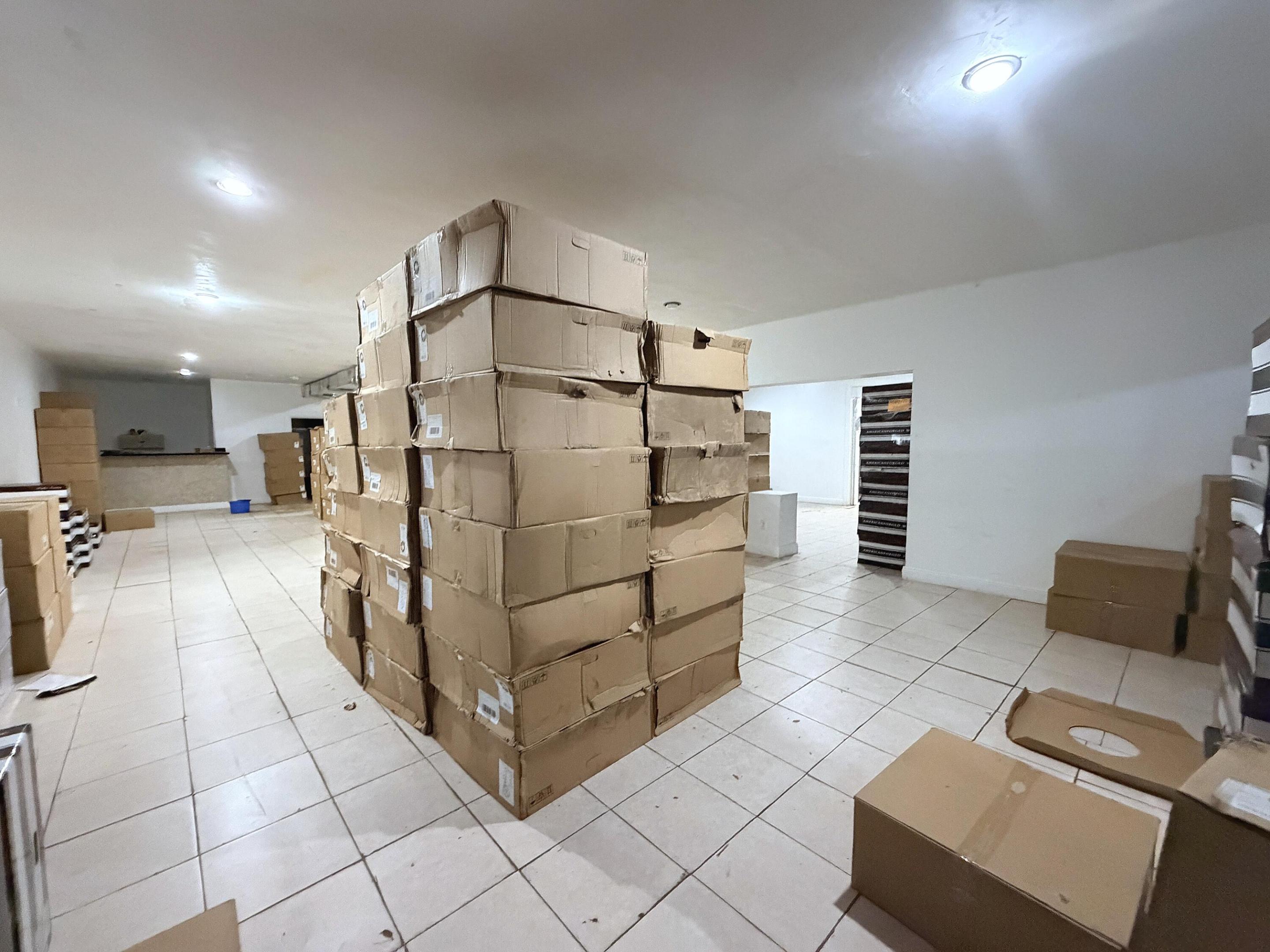 3045 W Broward Boulevard 3045 Property Photo 8