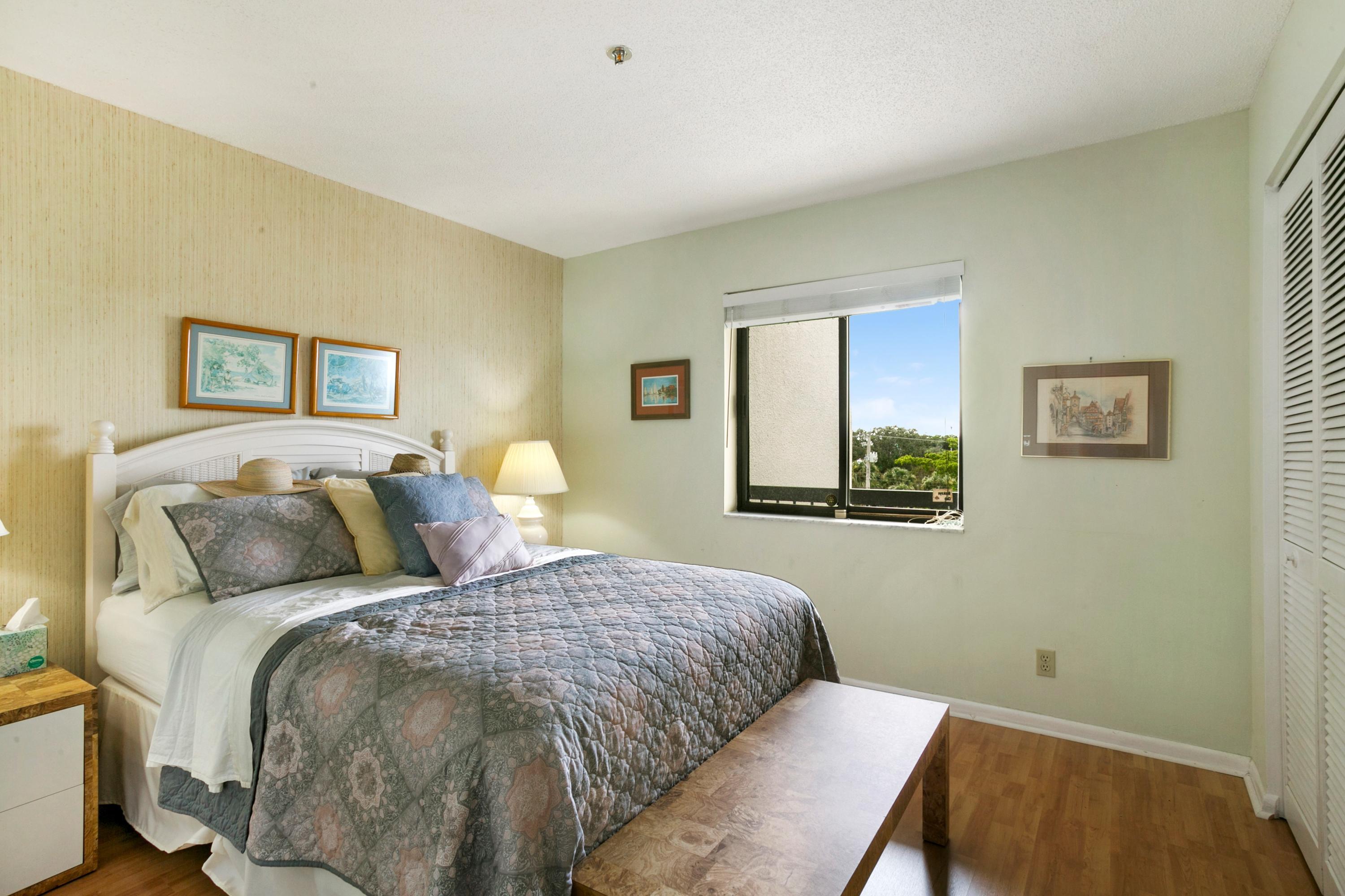 3000 Presidential Way 401 Property Photo 11
