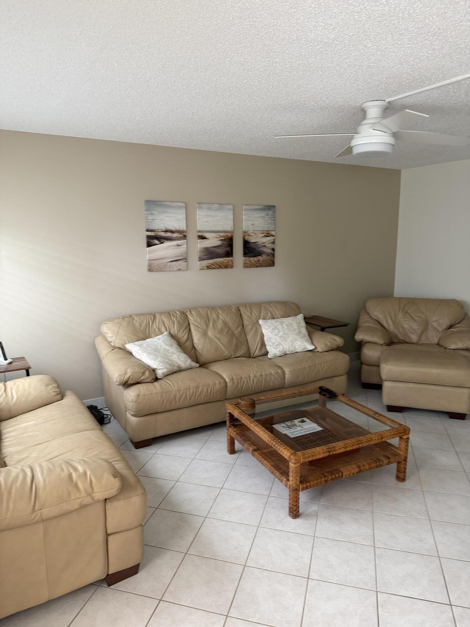 3037 Cornwall B Property Photo 1