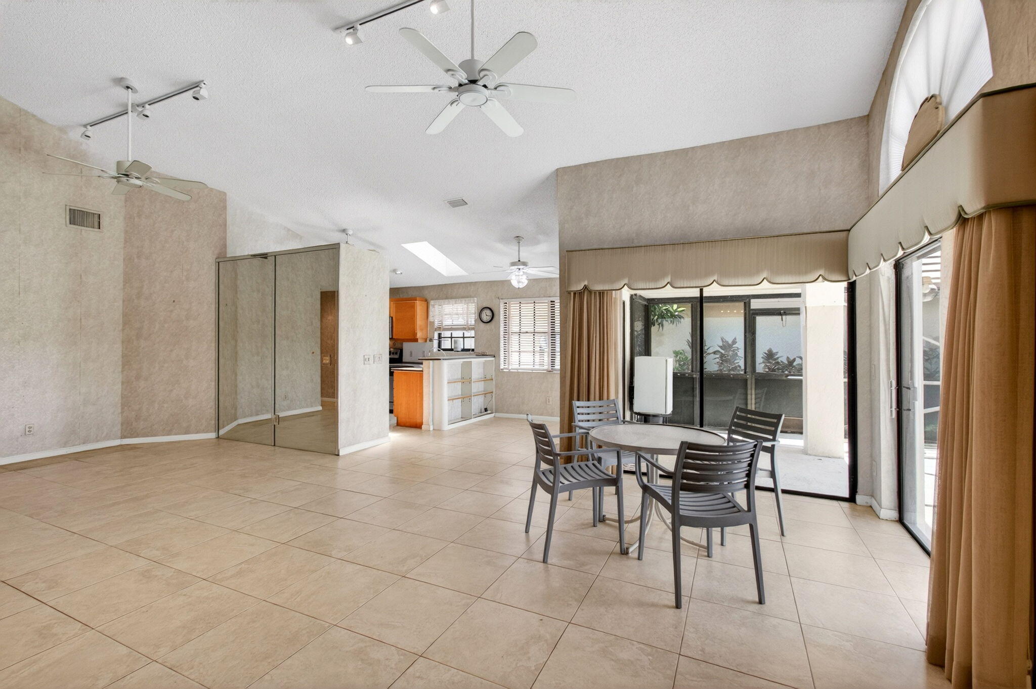 7004 Bitterbush Place Property Photo 31