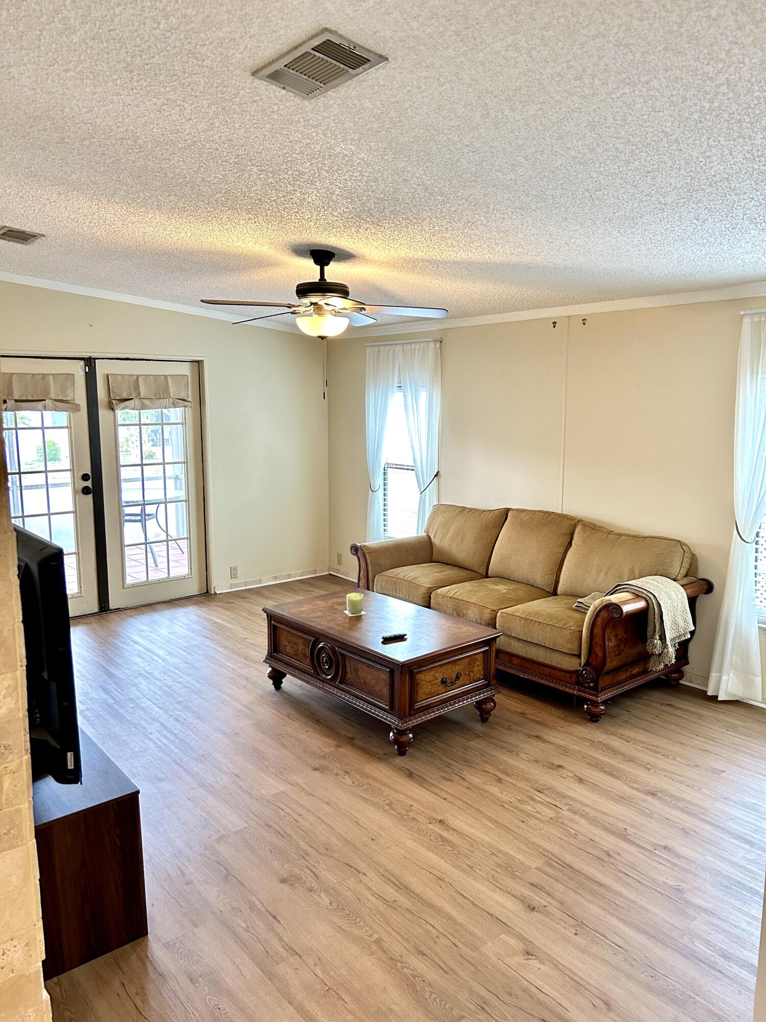 3409 Lake Overlook Place Property Photo 4