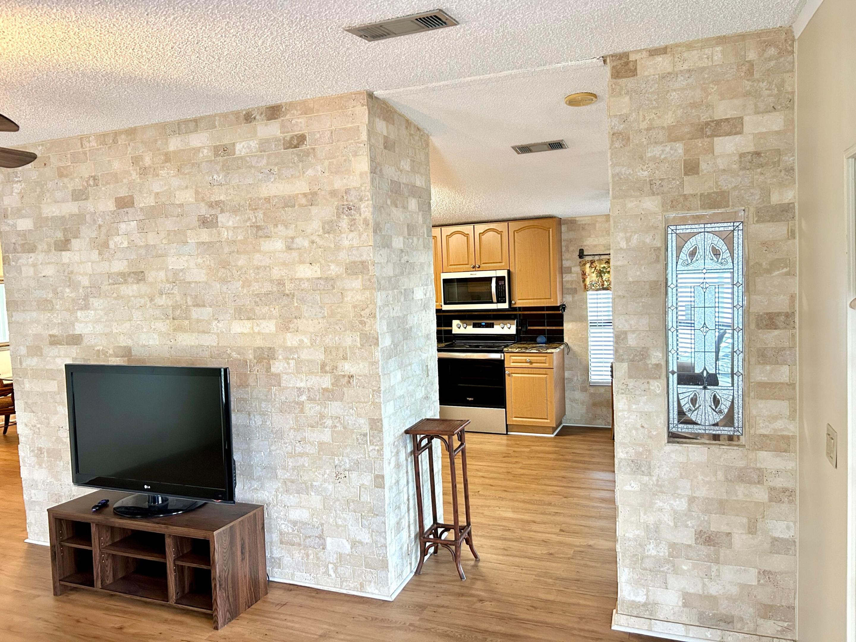 3409 Lake Overlook Place Property Photo 10