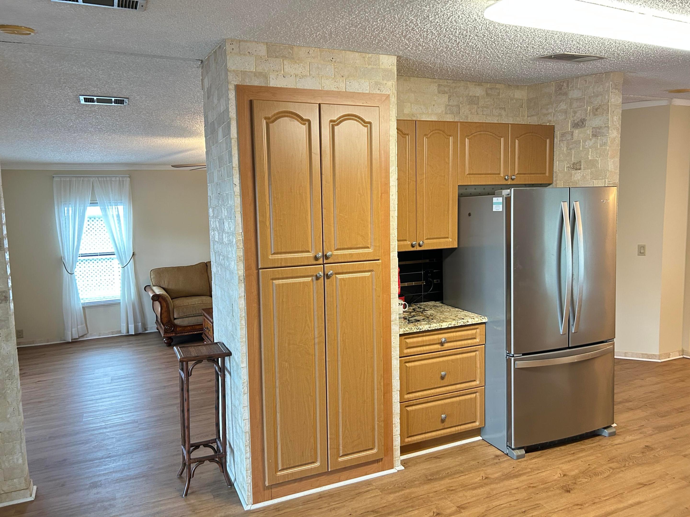 3409 Lake Overlook Place Property Photo 11