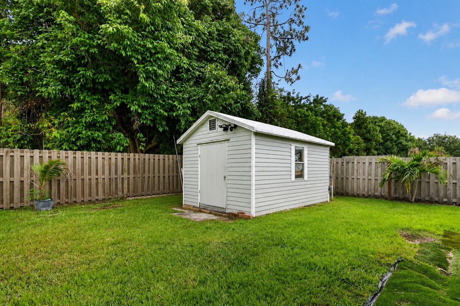 1571 Sw Hunnicut Avenue Property Photo 22