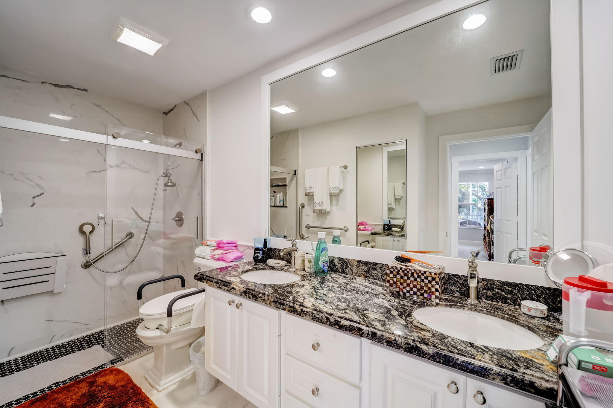 8178 Montserrat Place Property Photo 17